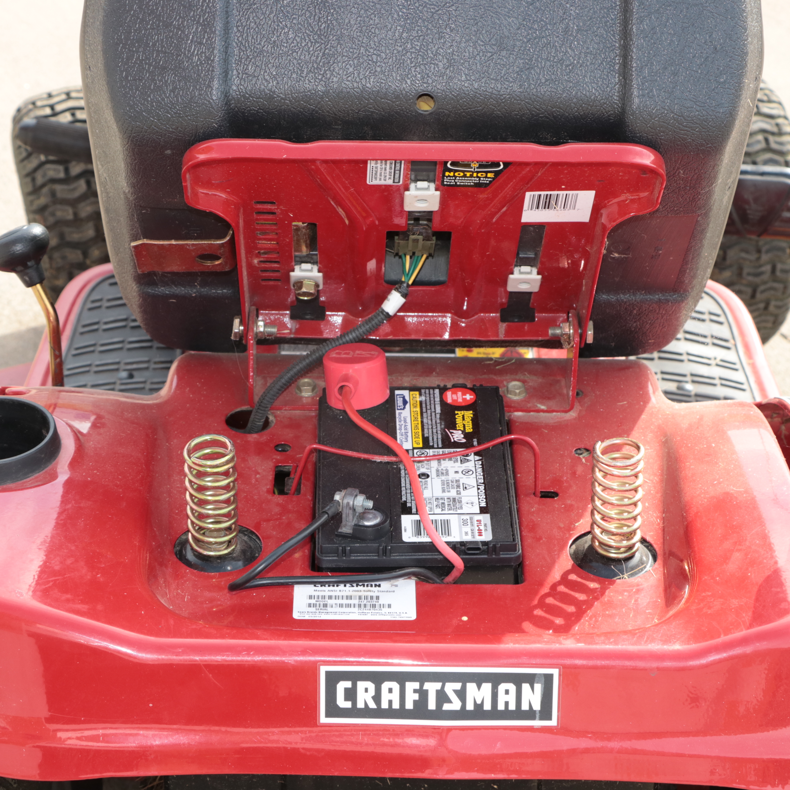 Craftsman T1600 Riding Mower