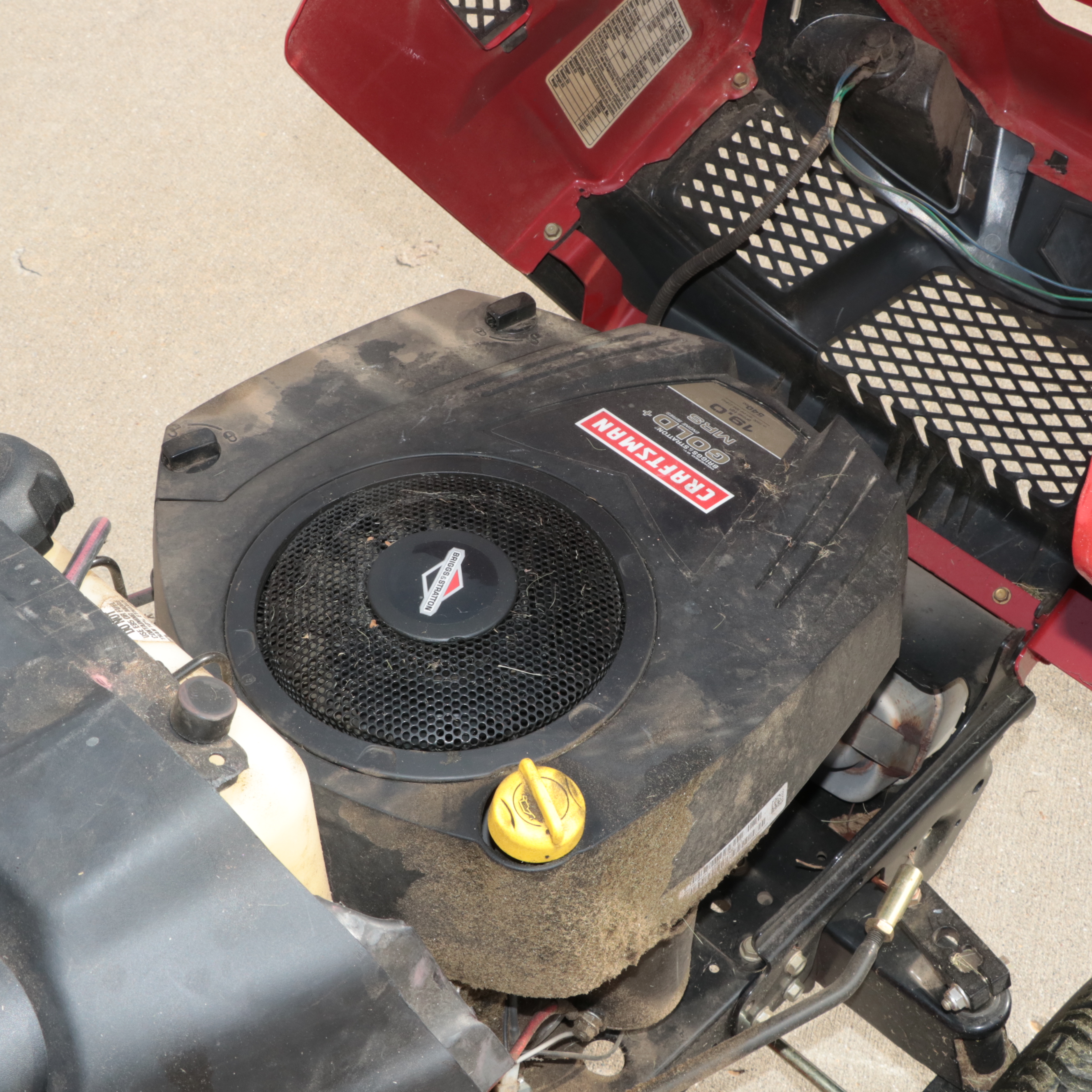 Craftsman T1600 Riding Mower