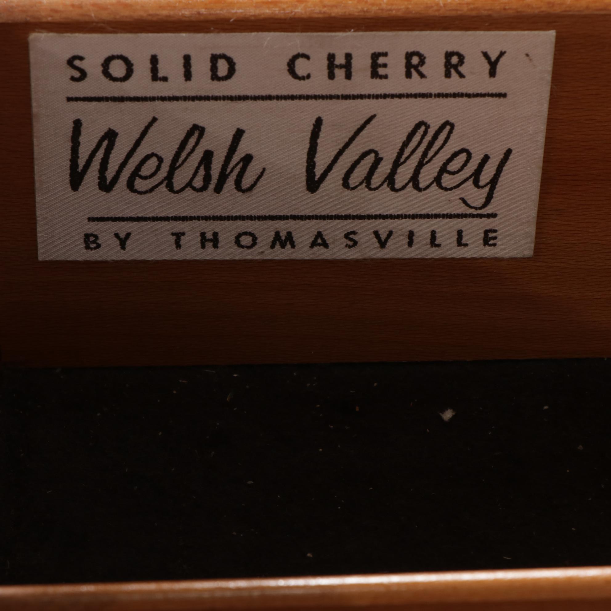 Thomasville "Welsh Valley" Cherry Sideboard and China Hutch, Late 20th Century