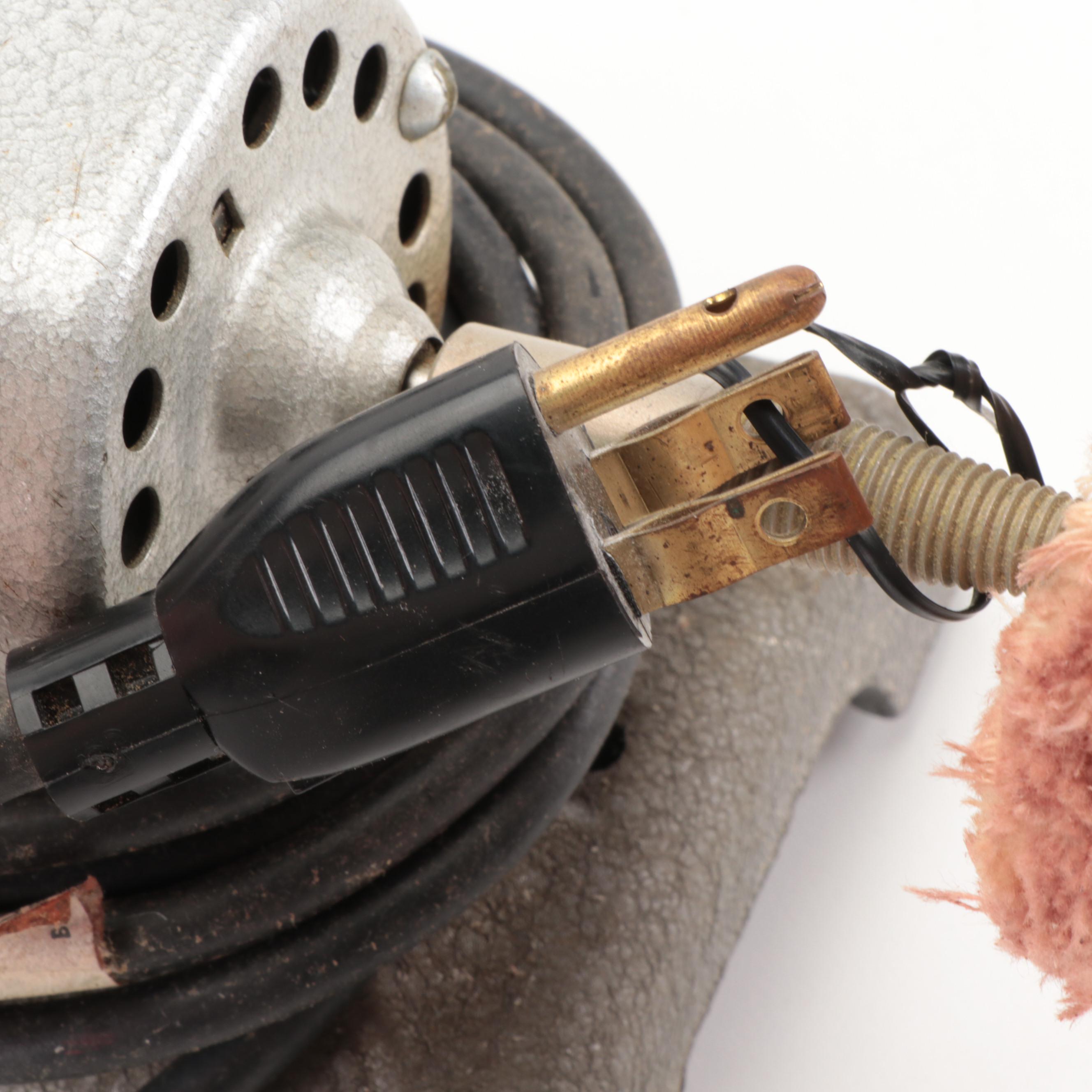 Foredom Buffing Polishing Bench Lathe With Technical Benchtop Clamps and Tools