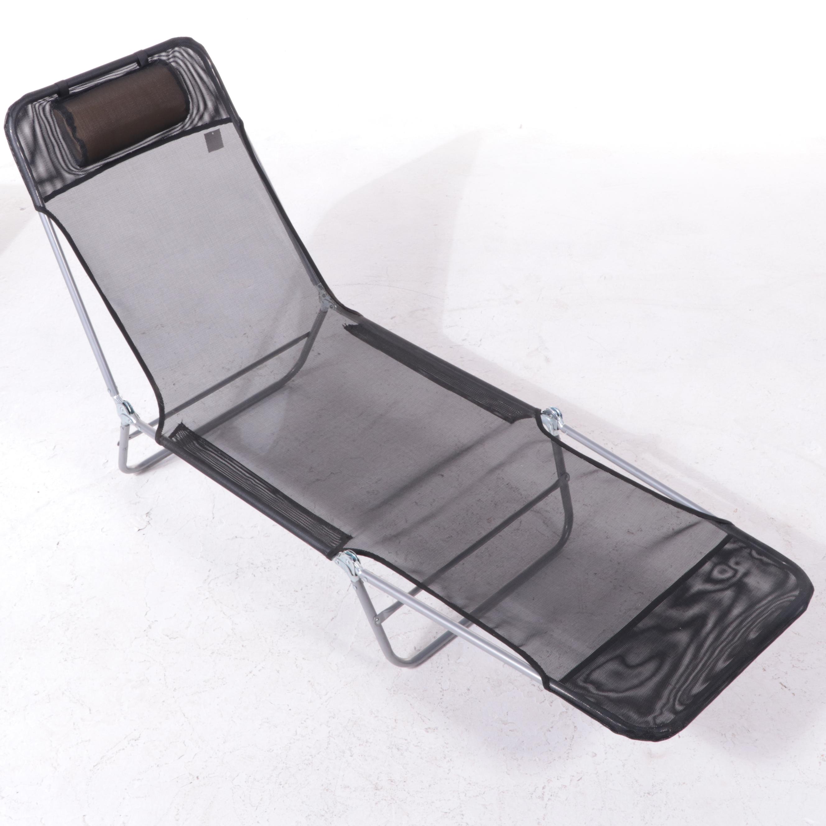 Anchor Shade Umbrella with Three Folding Outdoor Chaise Lounge Chairs