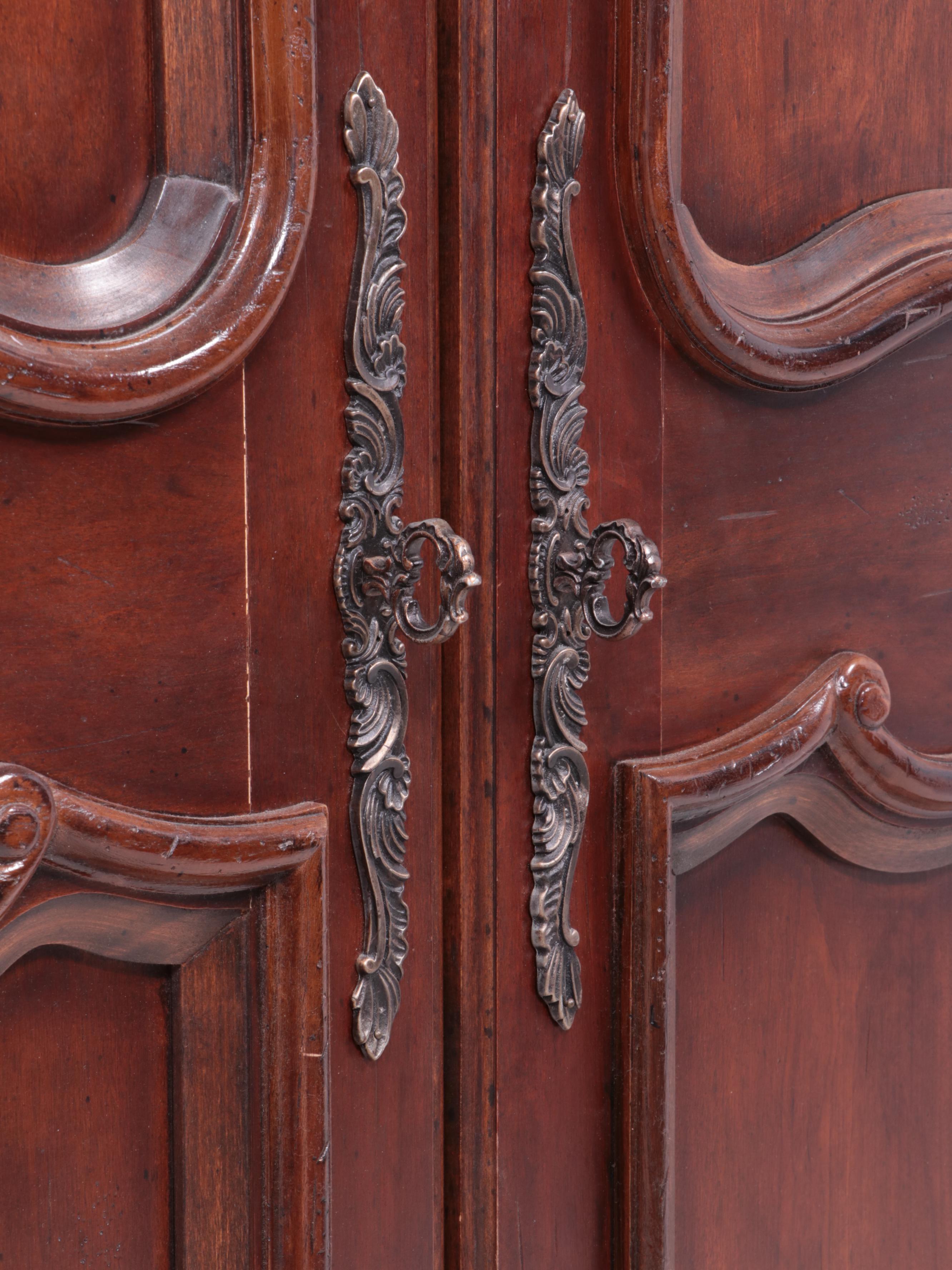 Bernhardt Louis XV Style Armoire/Media Cabinet