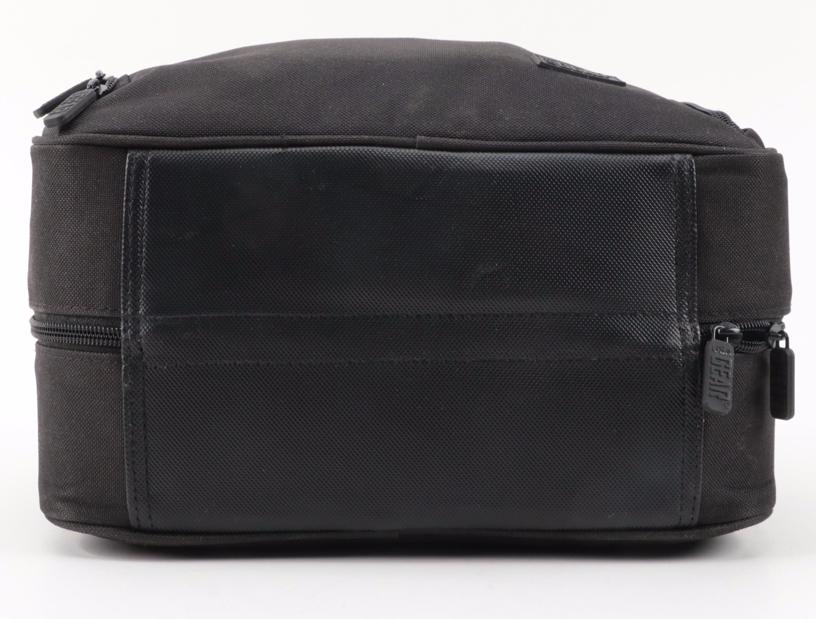 Yuneec "Breeze 4K" Flying Camera Smart Drone in Carrying Case