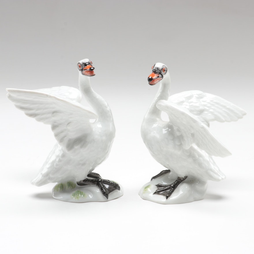 Meissen Mute Swan Porcelain Figurine, 20th Century