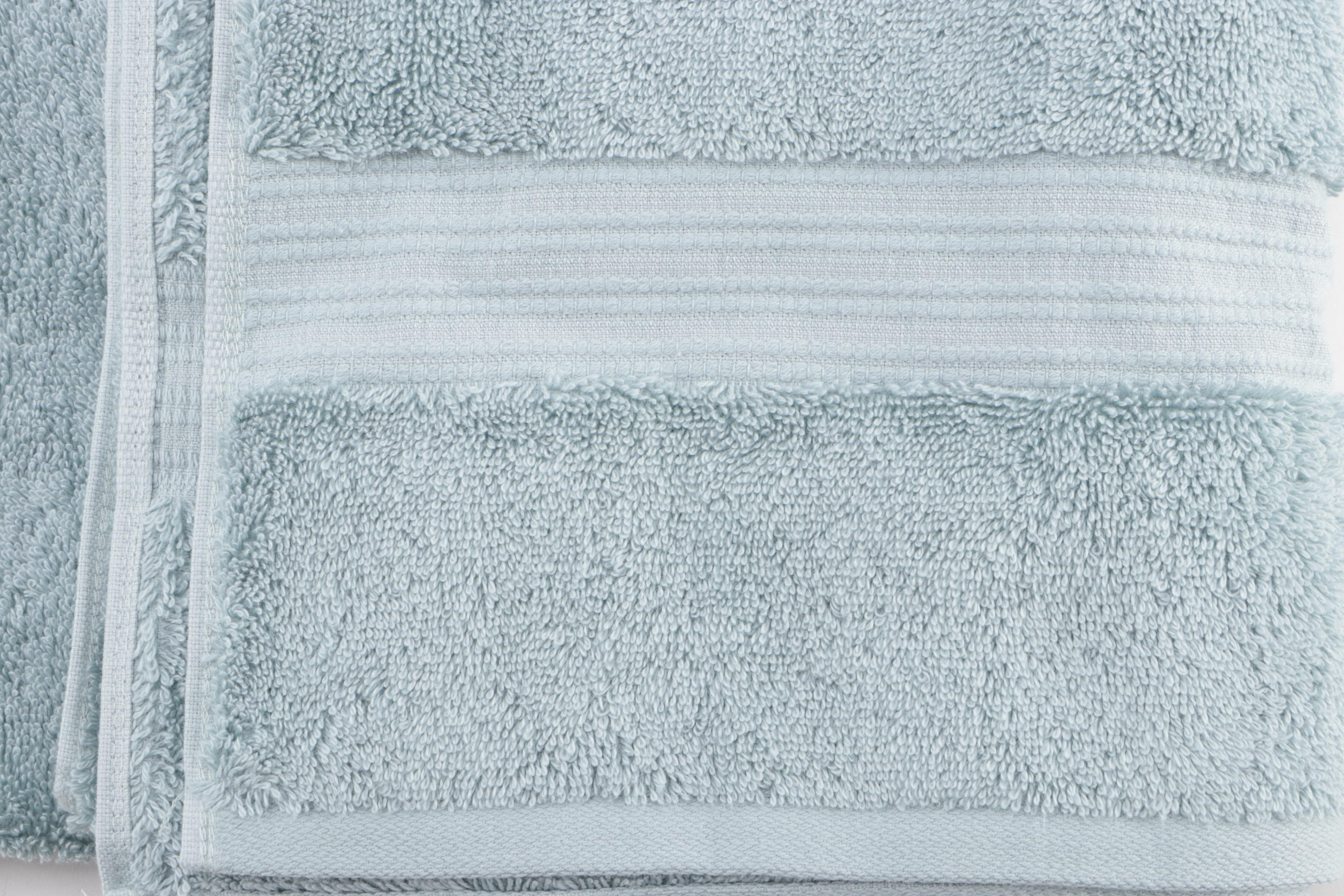 Set of Eight Aqua Total Fresh Bath Towels