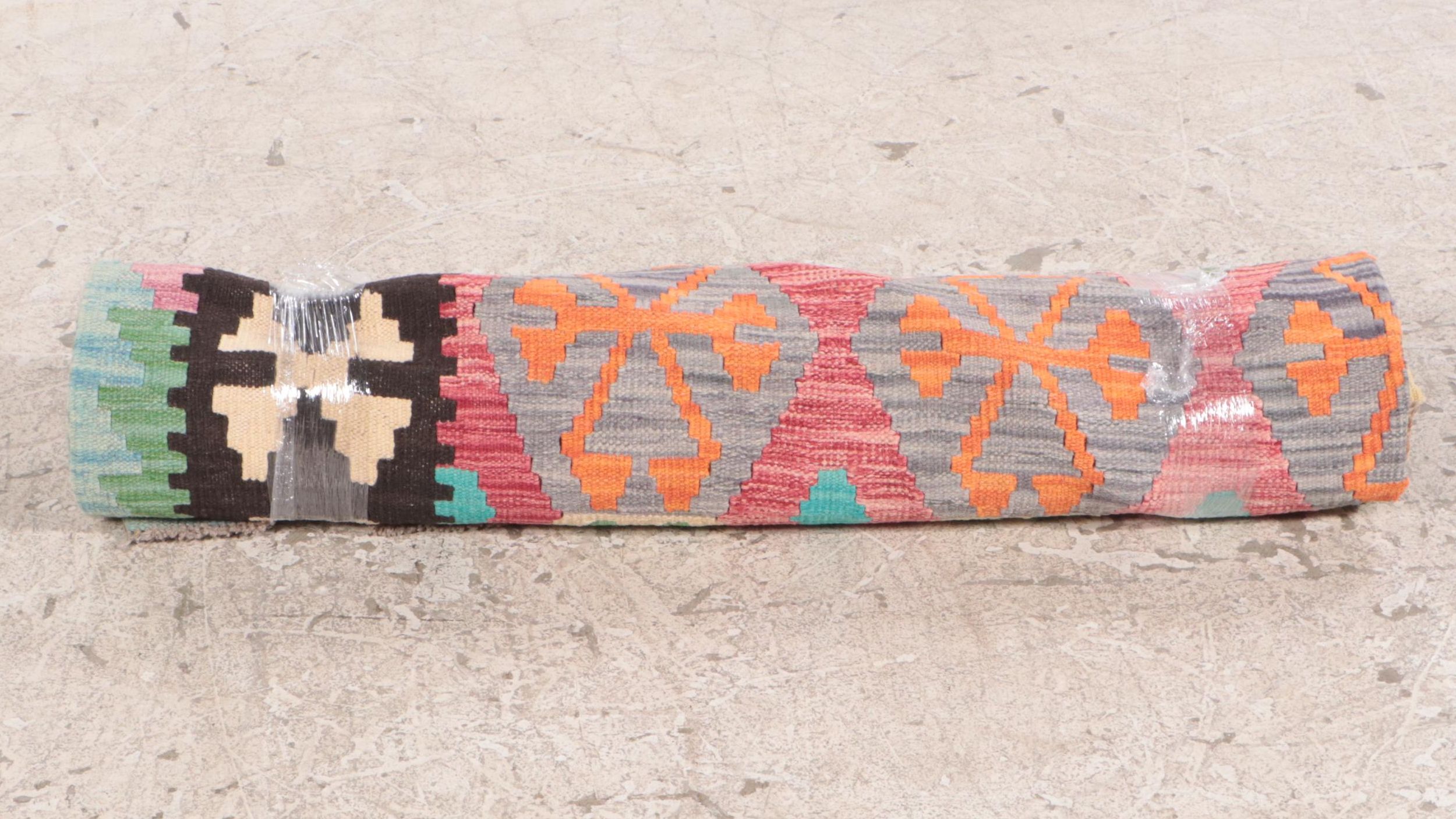 6'7 x 9'7 Handwoven Pakistani Kilim Area Rug