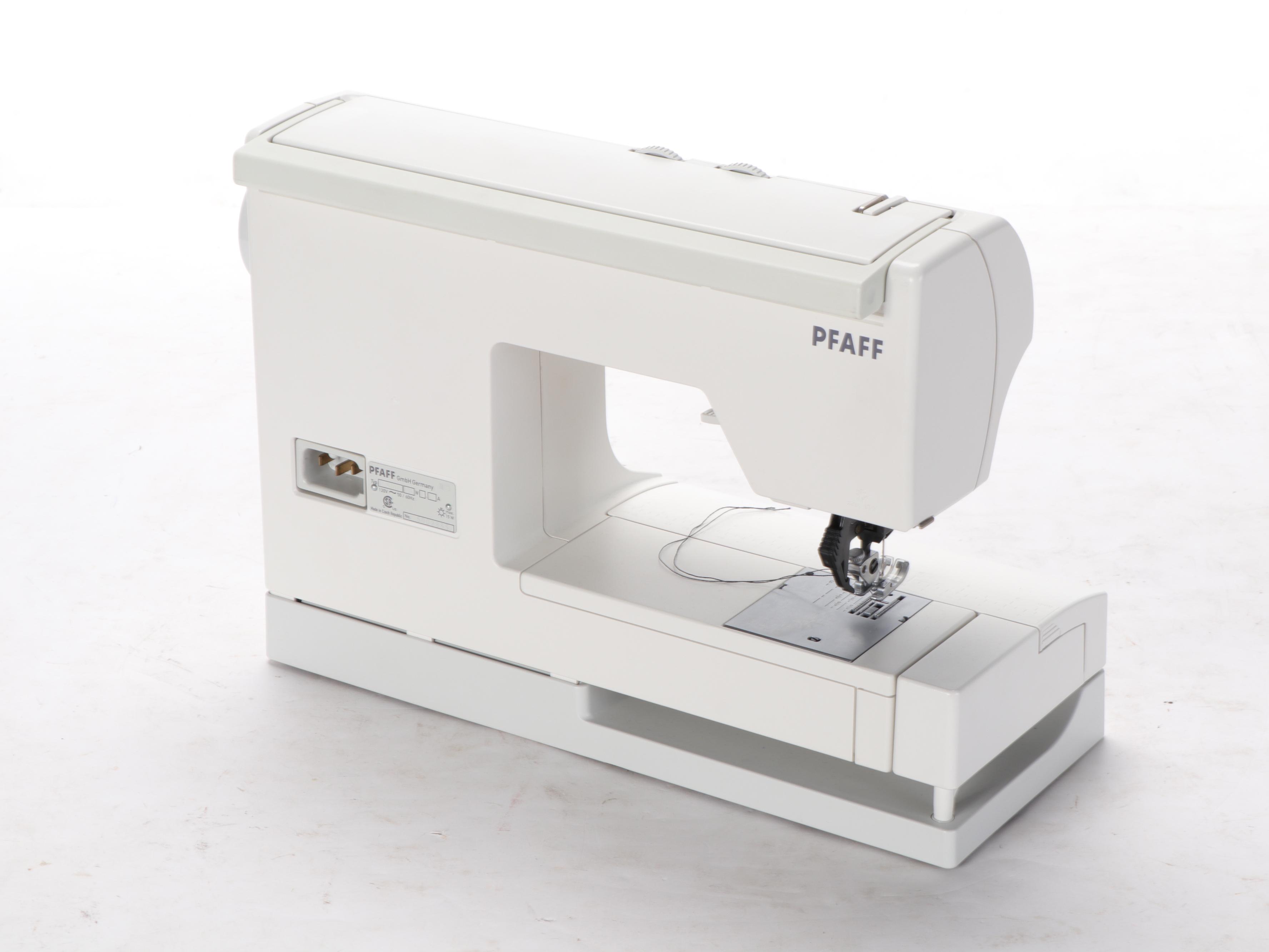 Pfaff select™ 1530 Electric Sewing Machine