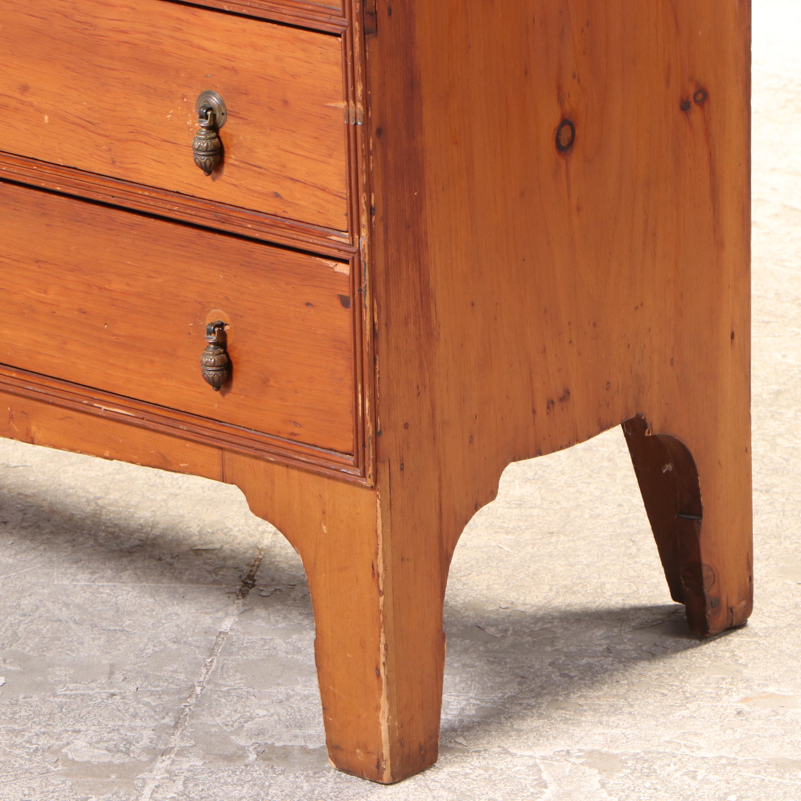 American Primitive Pine Mule Chest, Early 19th Century