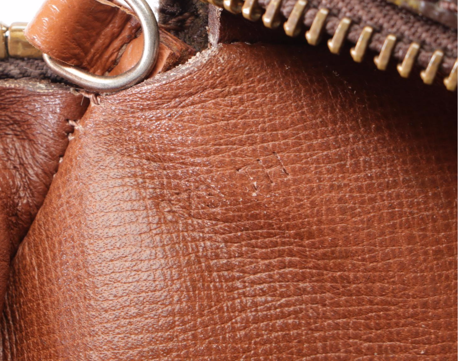 Louis Vuitton Papillon 30 in Monogram Canvas and Brown Leather with Pochette