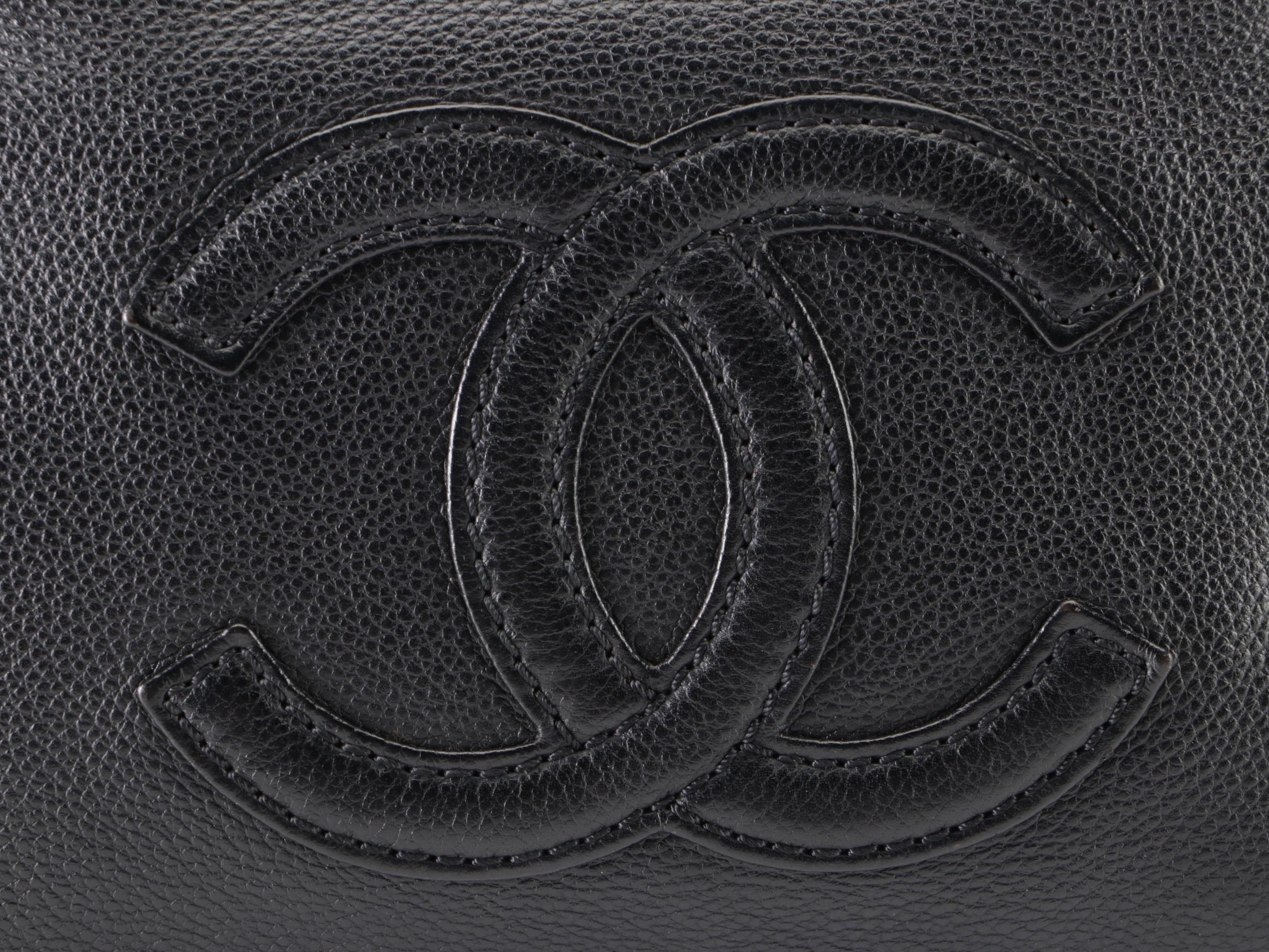 Chanel Chain Link Shoulder Bag in Black Caviar Leather