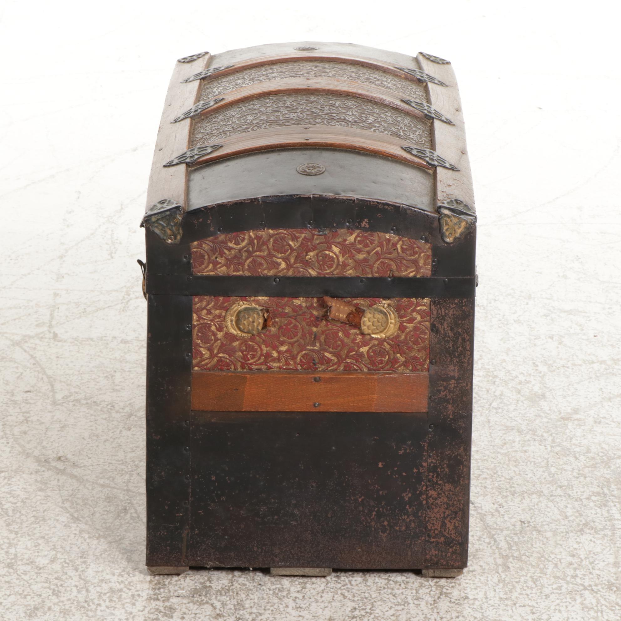 Dome Top Steamer Trunk, Late 19th Century