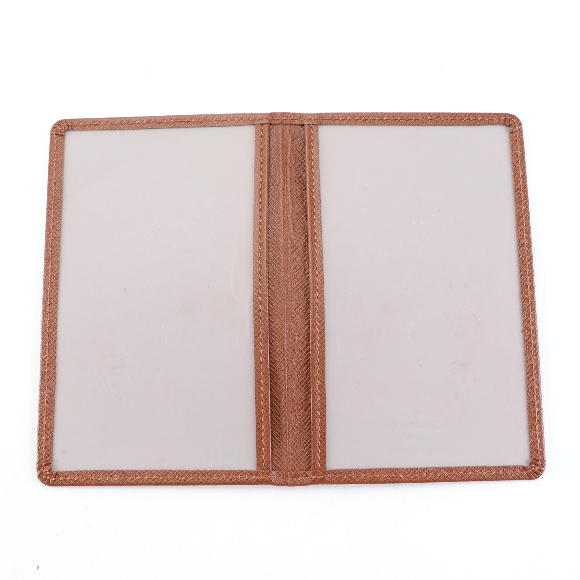 Louis Vuitton ID Card Holder in Taïga Leather