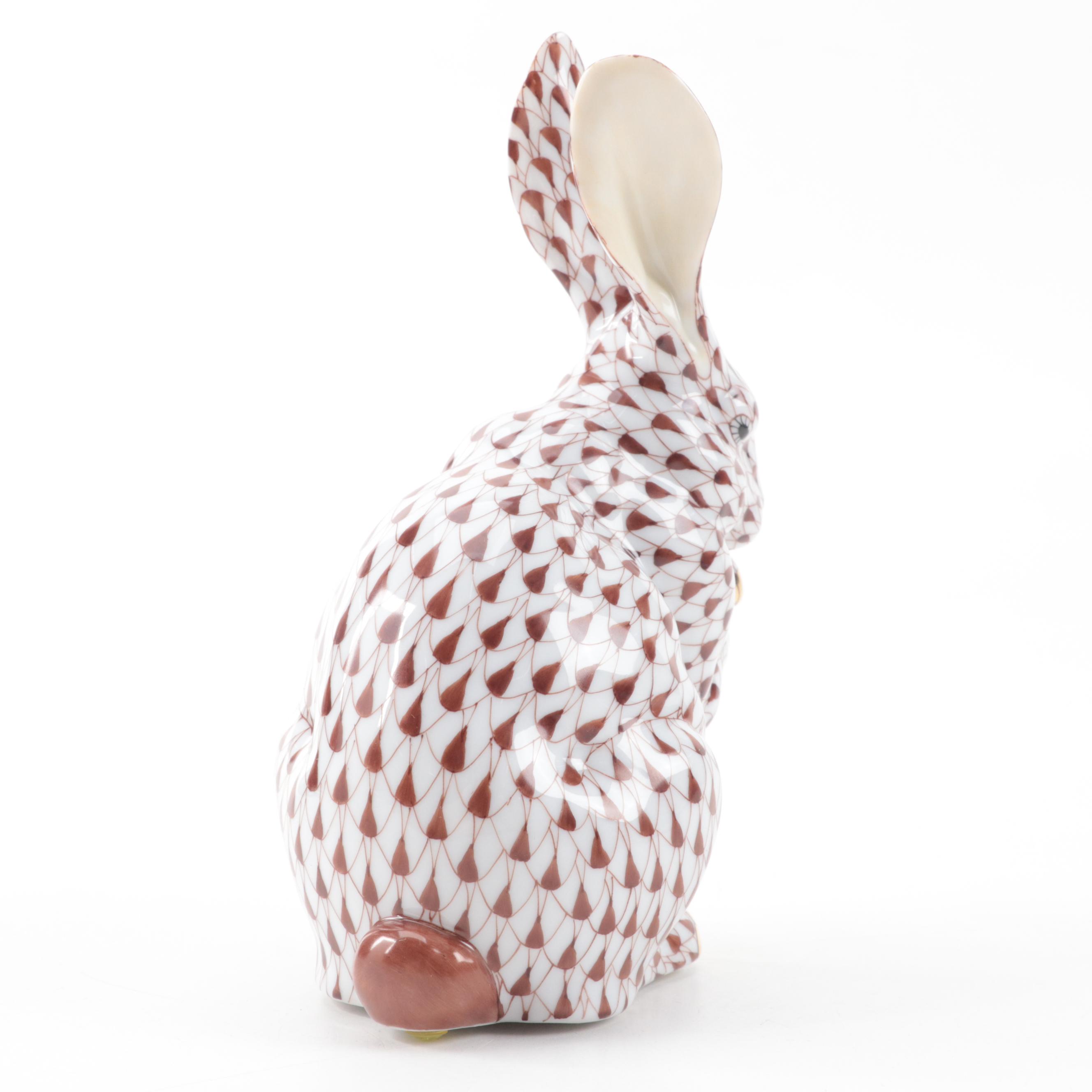 Herend Chocolate Fishnet with Gold "Bunny with Paws Up" Porcelain Figurine