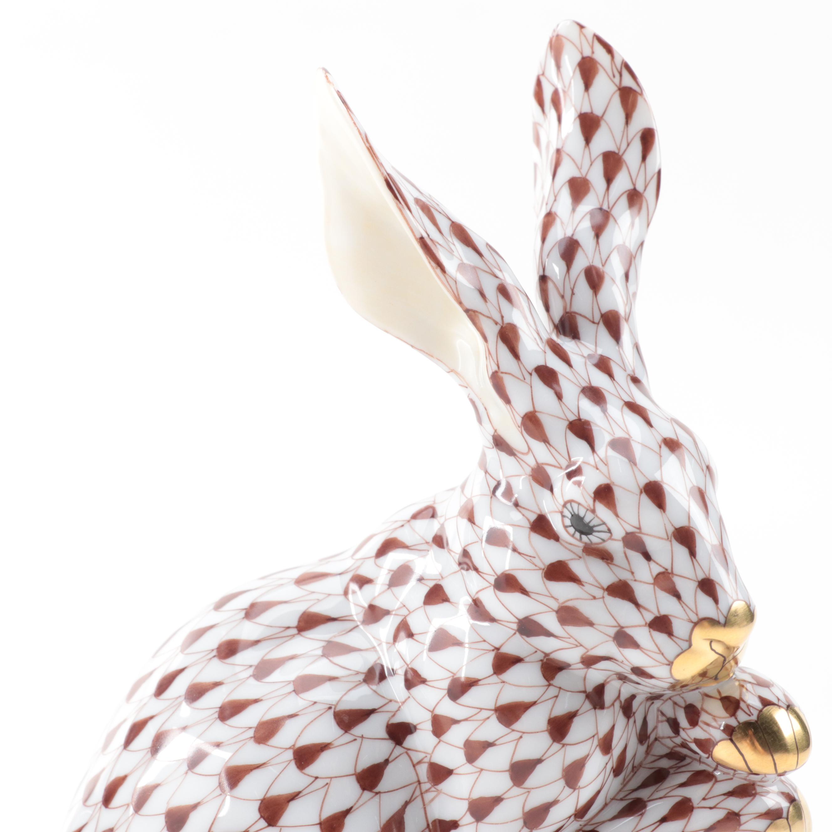 Herend Chocolate Fishnet with Gold "Bunny with Paws Up" Porcelain Figurine