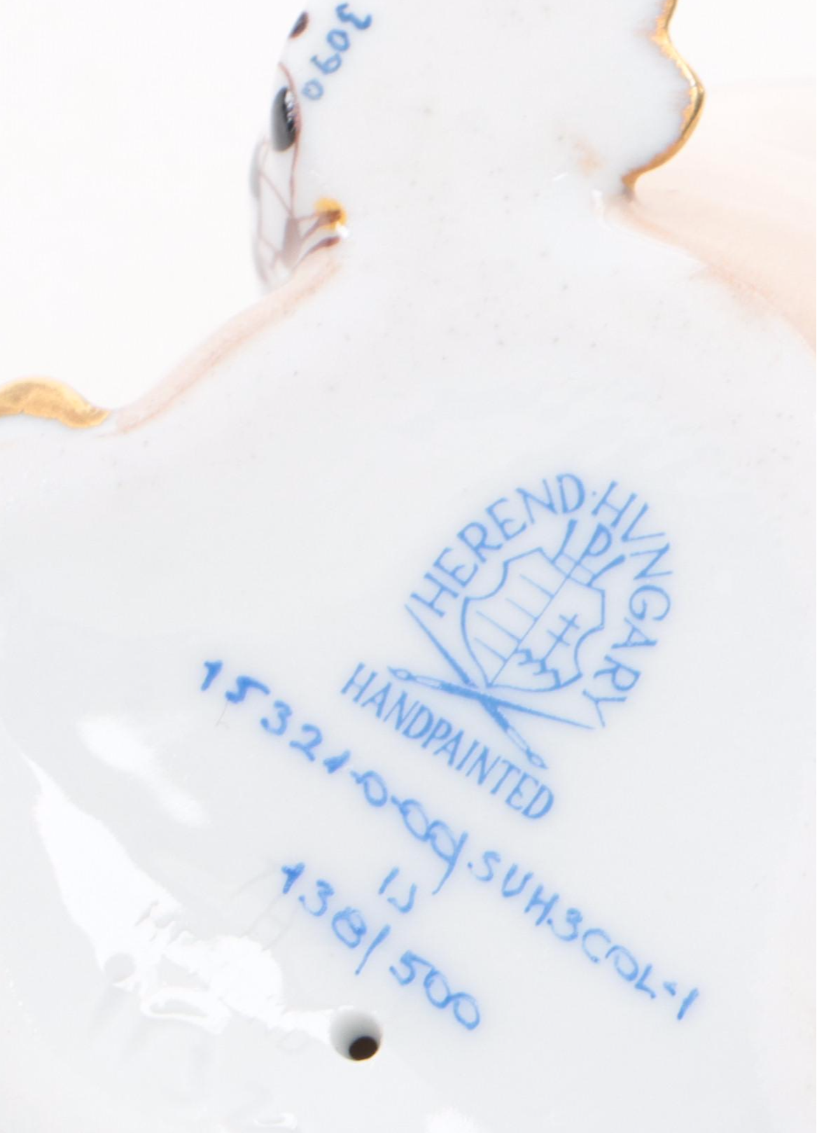 Herend Chocolate Mosaic Fishnet with Gold "Frog" Porcelain Figurine