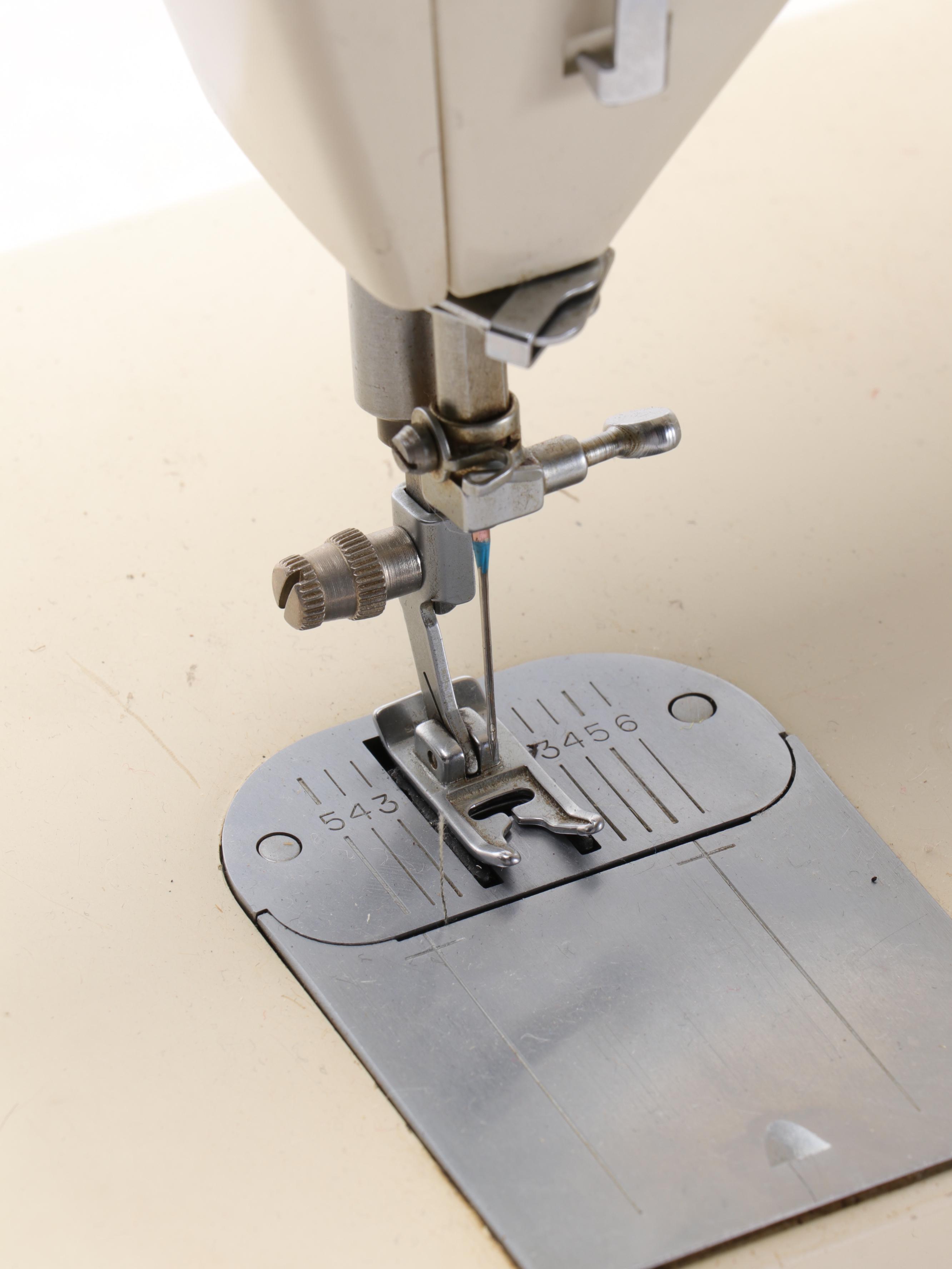 Singer Model 750 Golden Touch & Sew Electric Sewing Machine, 1969