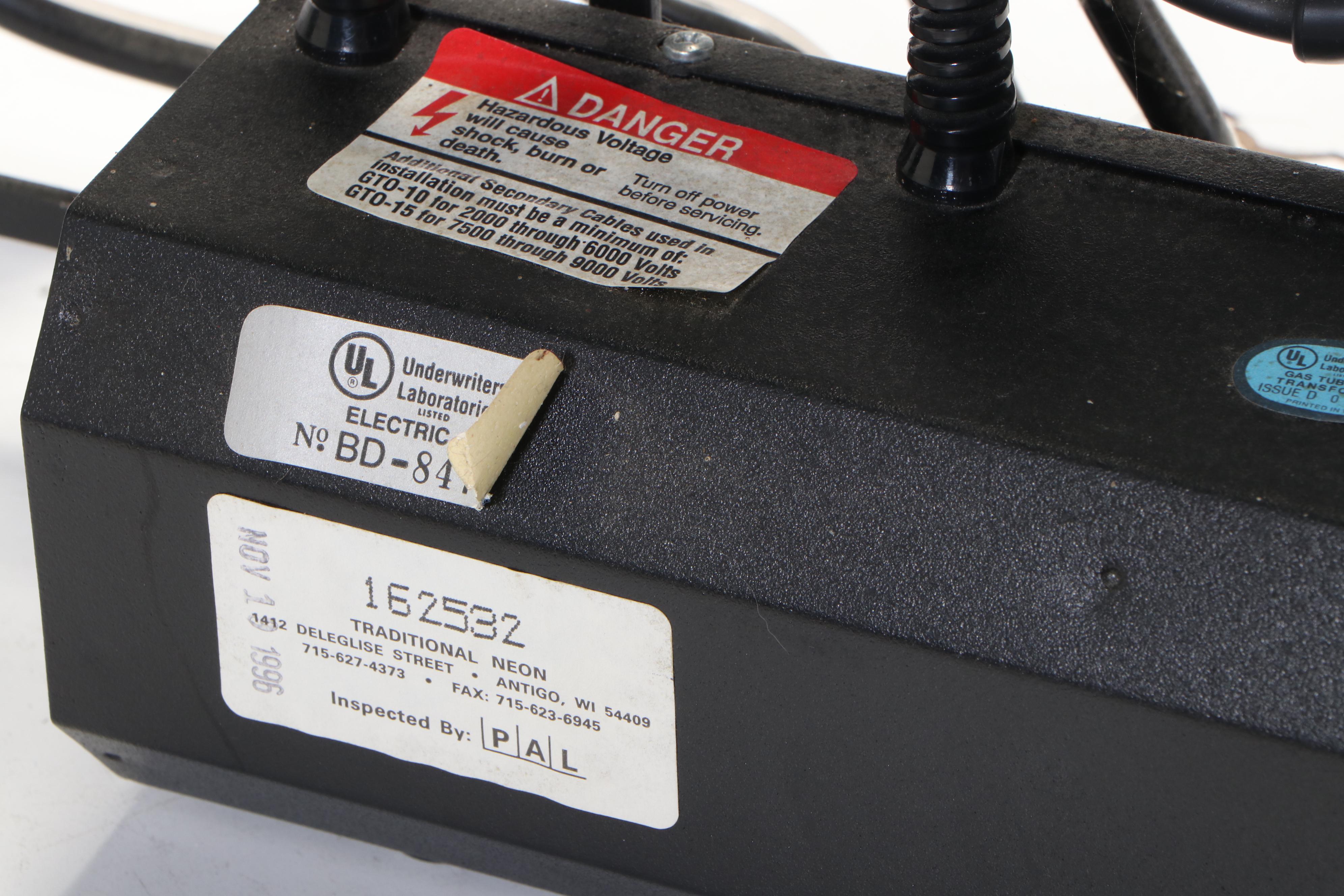 Coors Light Wolf Howling at Moon Neon Bar Sign