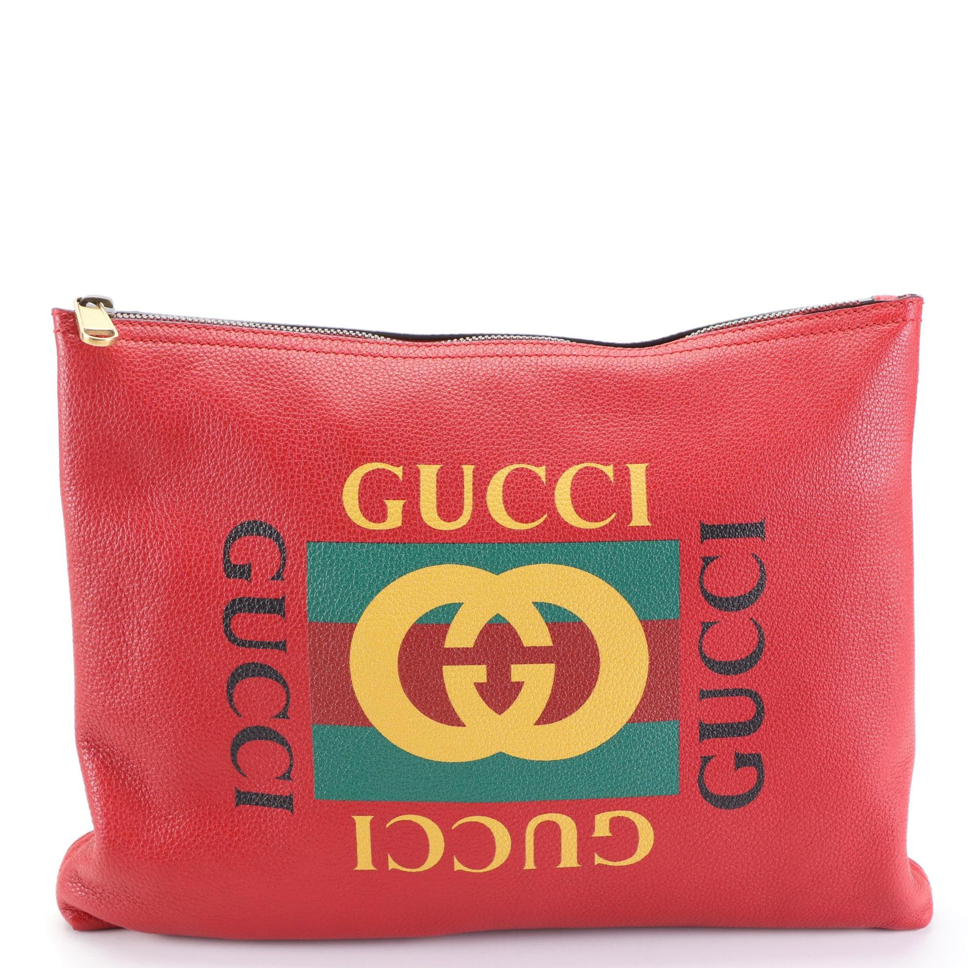 Gucci Logo Portfolio Pouch in Pebbled Calfskin Leather with Box