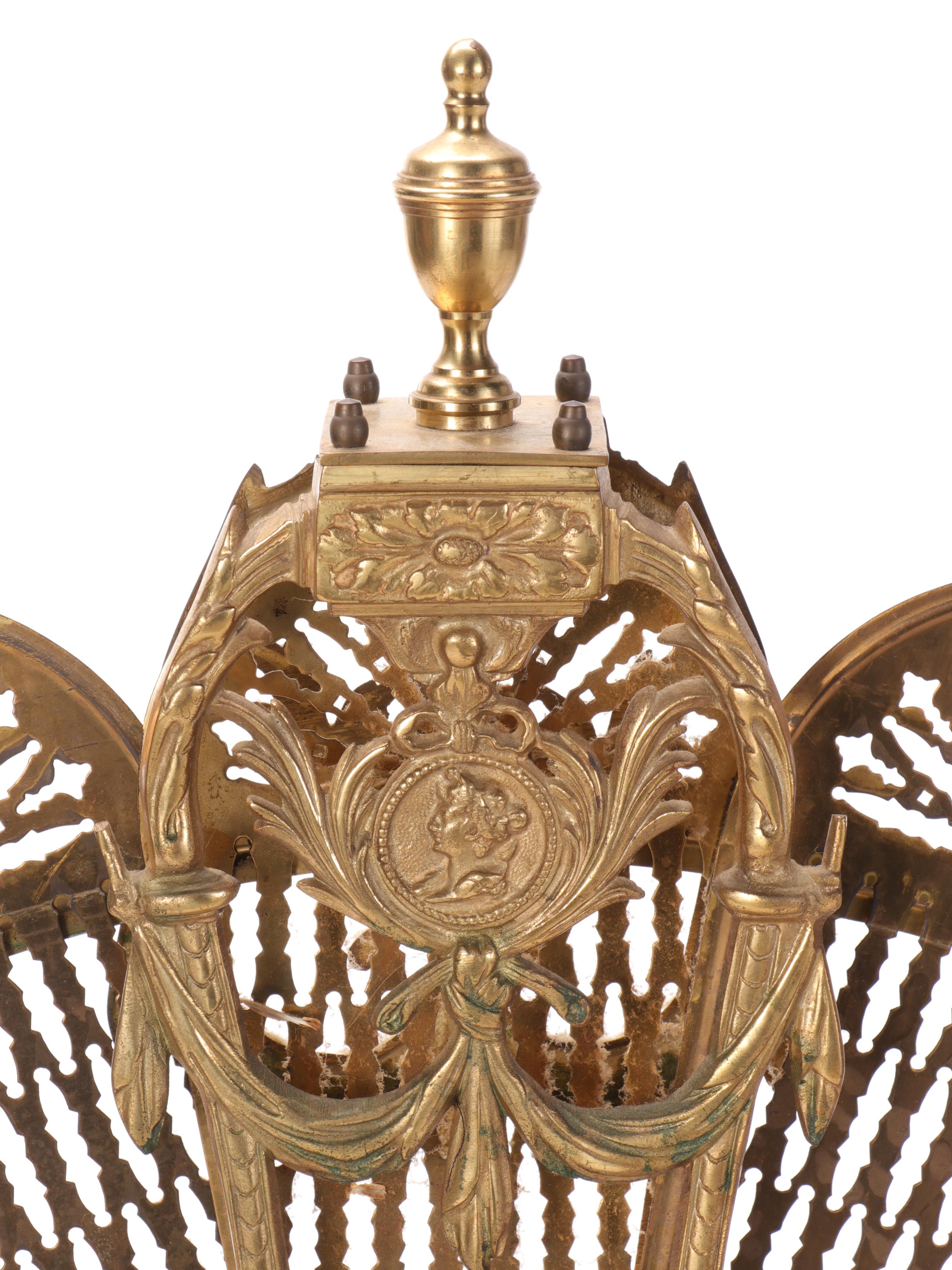 Andrea by Sadek Victorian Style Brass Fan Shaped Fireplace Screen