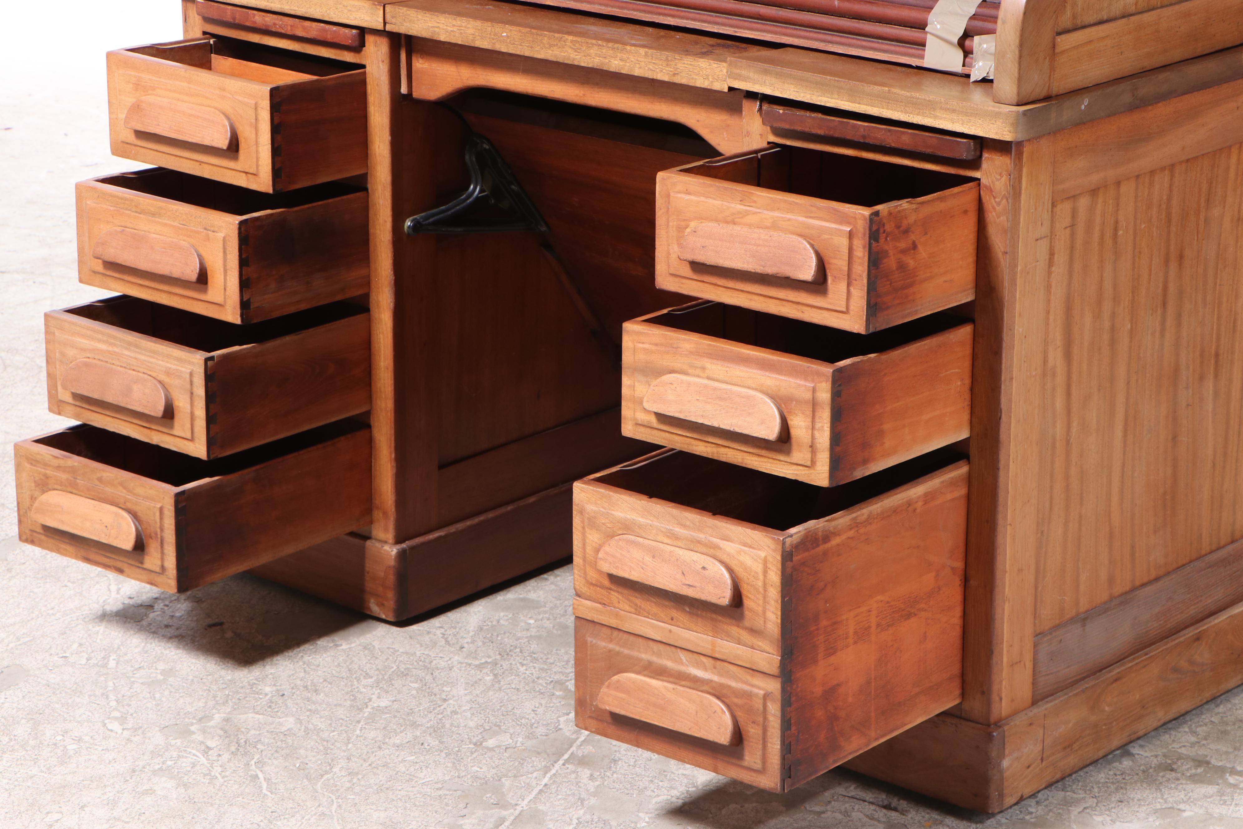 Walnut Roll-Top Desk, Early 20th Century