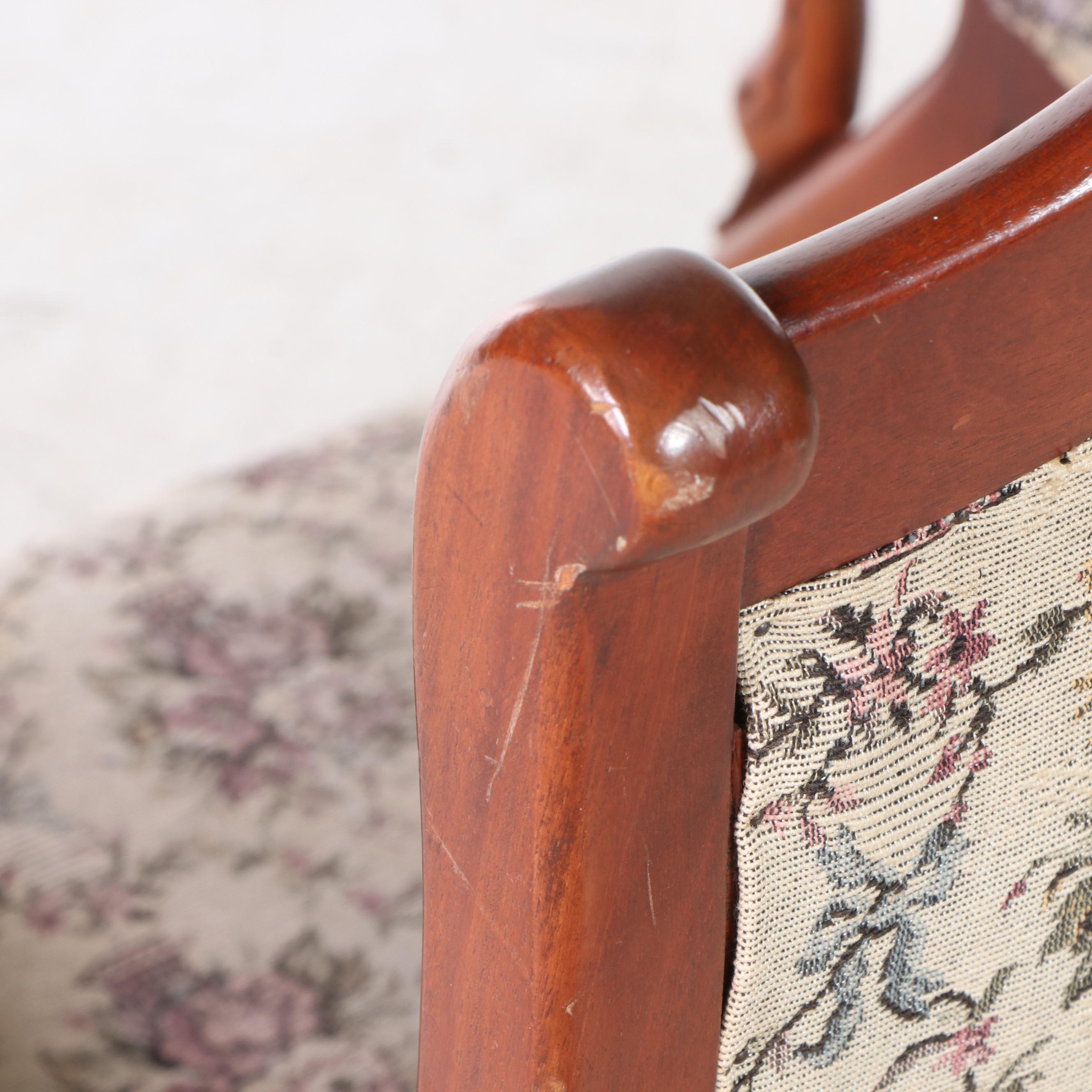 Classical Style Rose-Carved Mahogany Platform-Rocking Chair with Gooseneck Arms