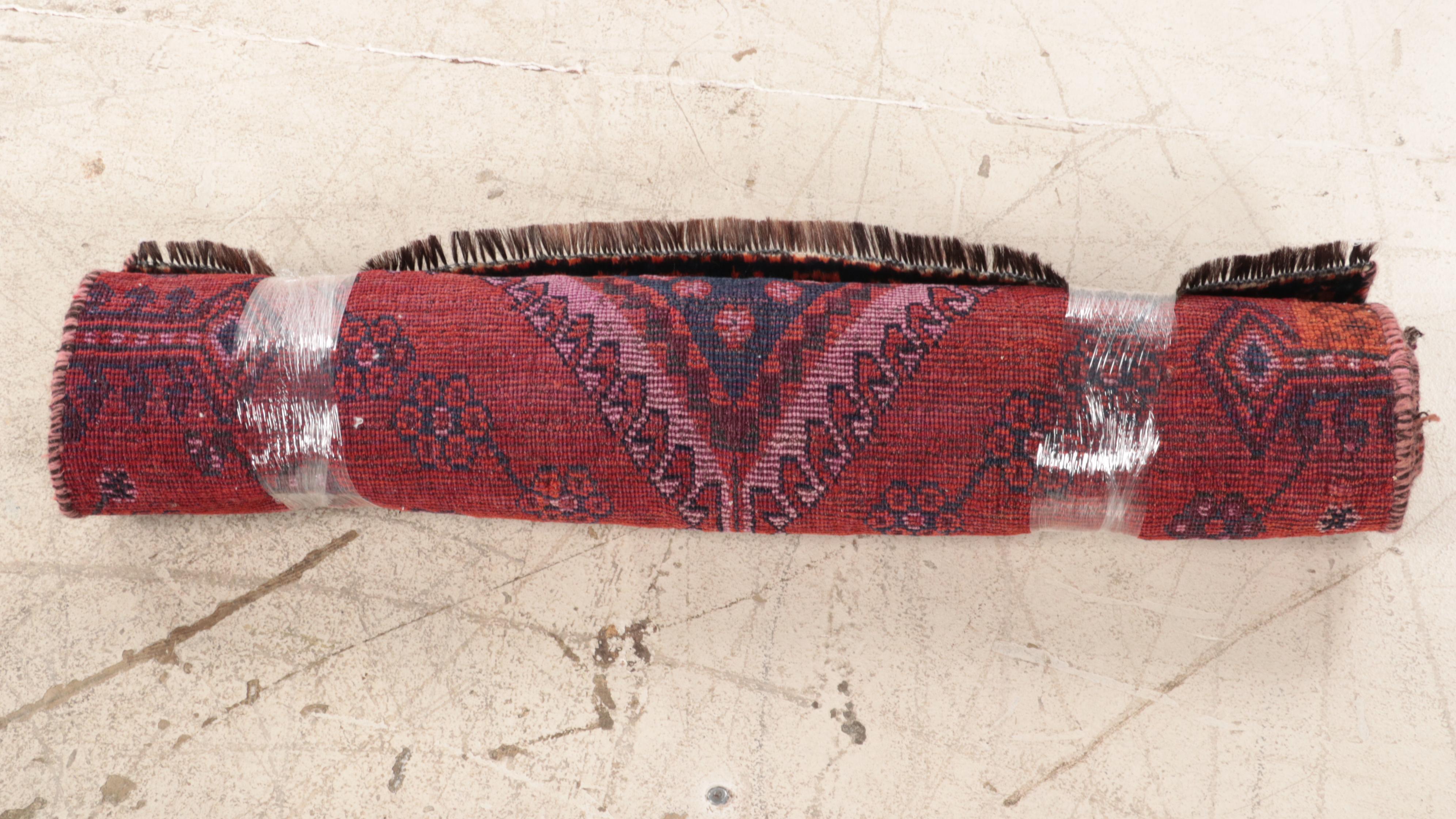 3' x 7'6 Hand-Knotted Persian Shiraz Long Rug