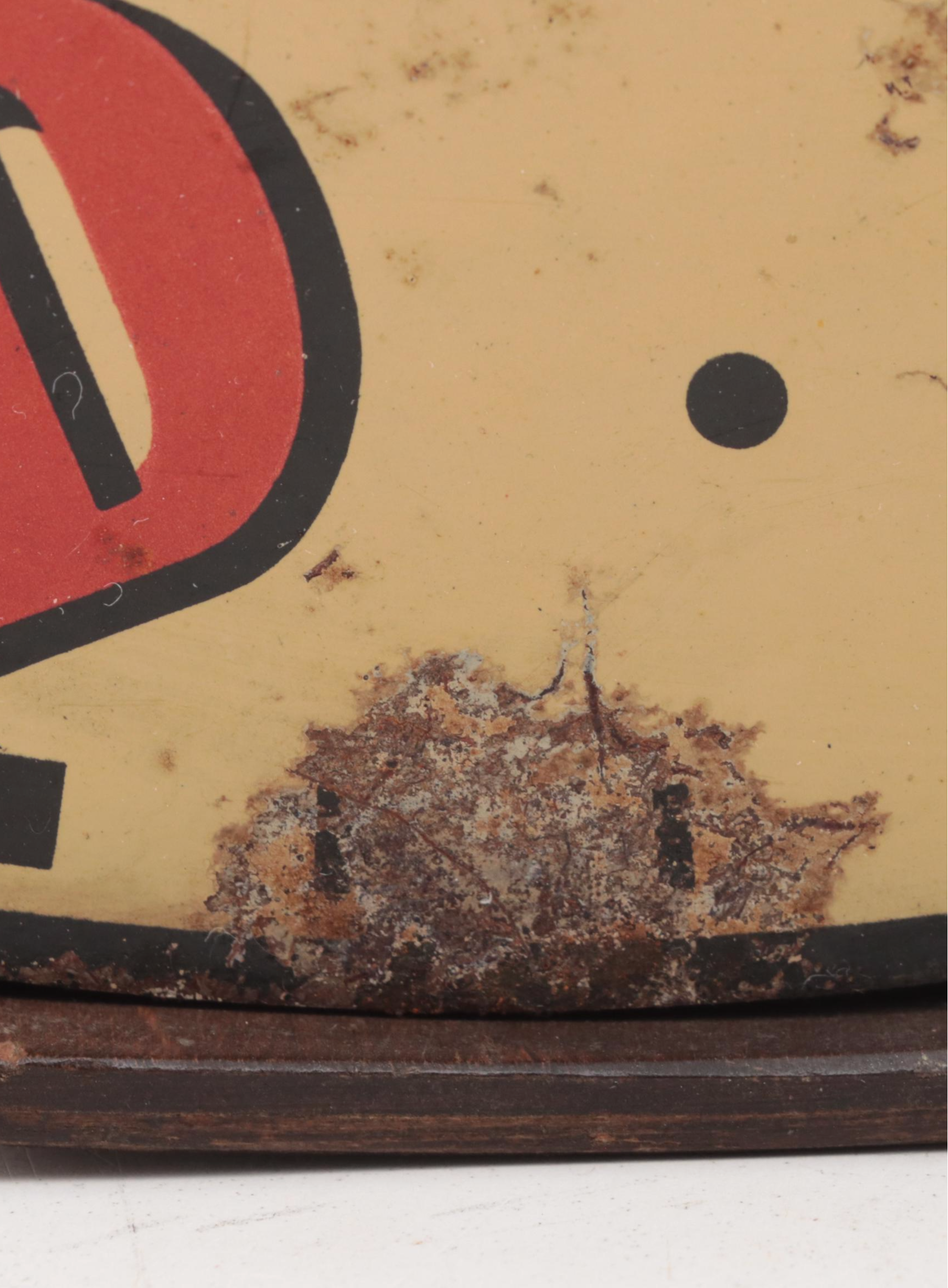 Old Drum Brand Whiskey Electric Wall Clock, Mid-20th Century