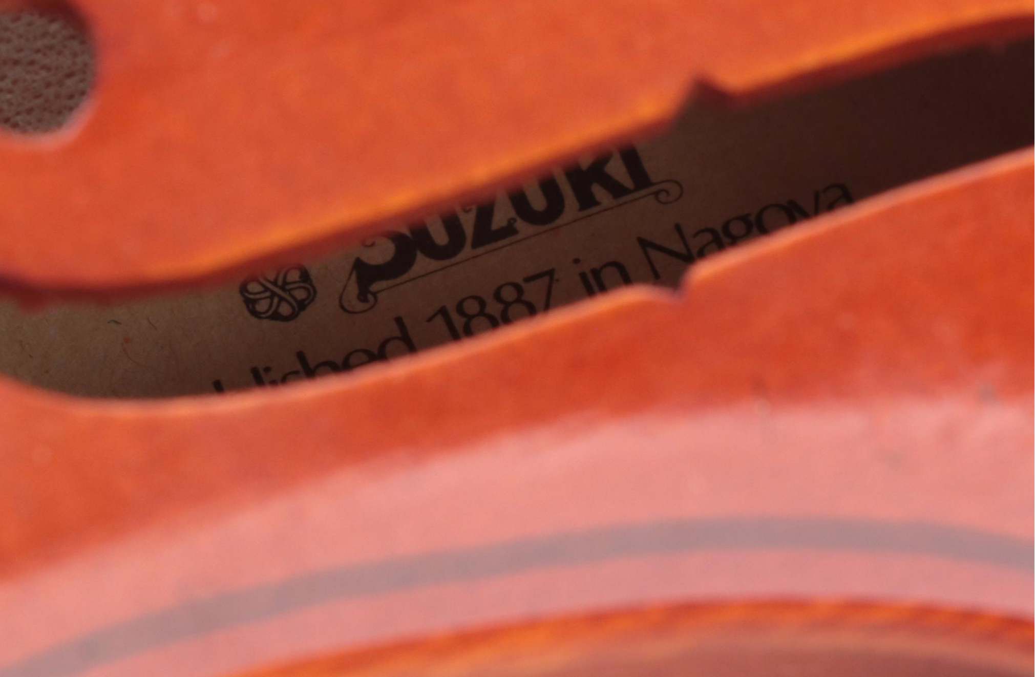 Suzuki No. 220 3/4 Violin with Bows and Case, 1980