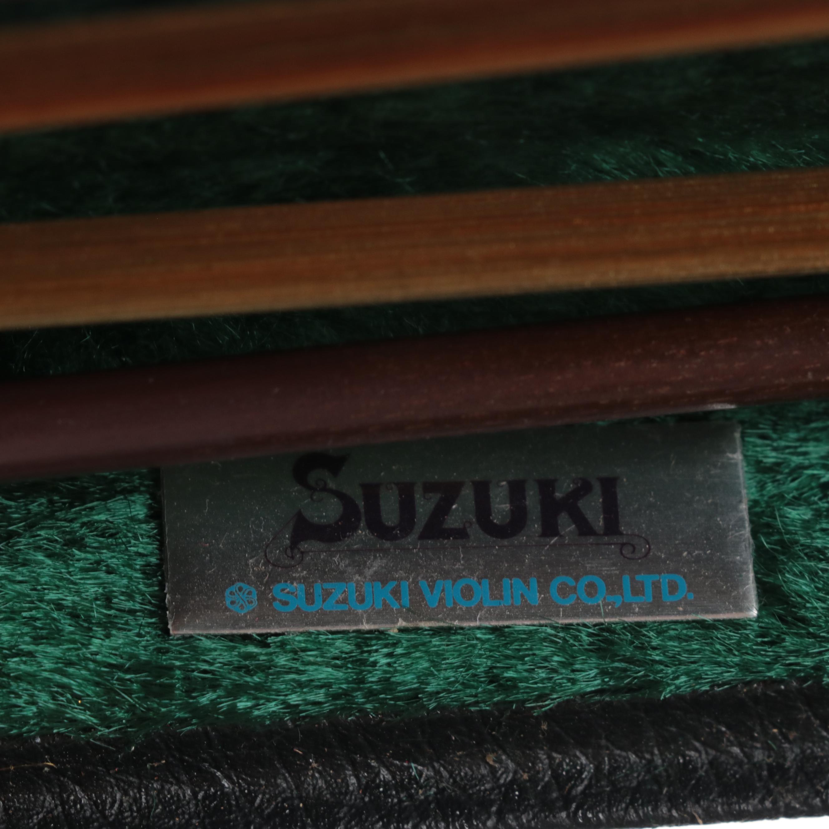 Suzuki No. 220 3/4 Violin with Bows and Case, 1980