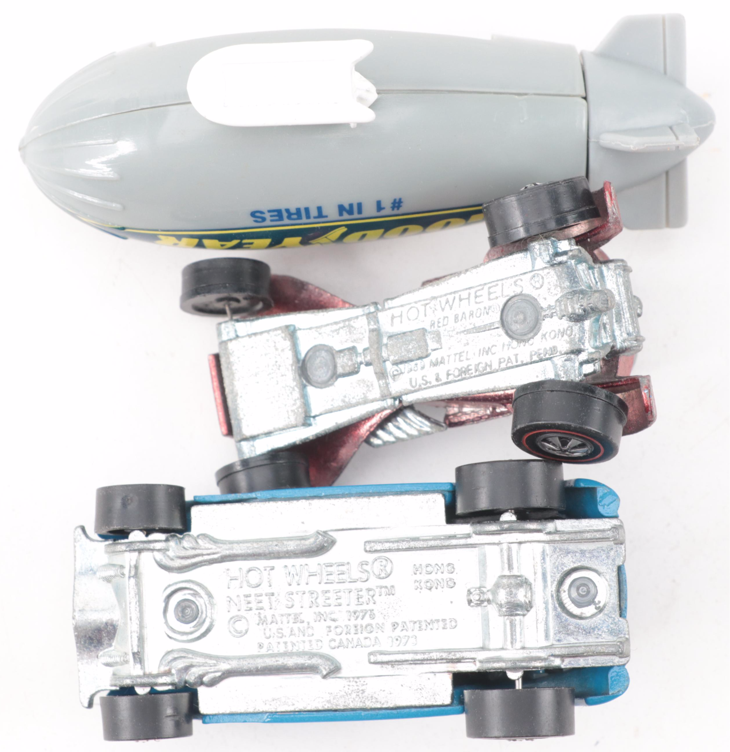 Hot Wheels Collection with Warman's Hot Wheels Field Guide