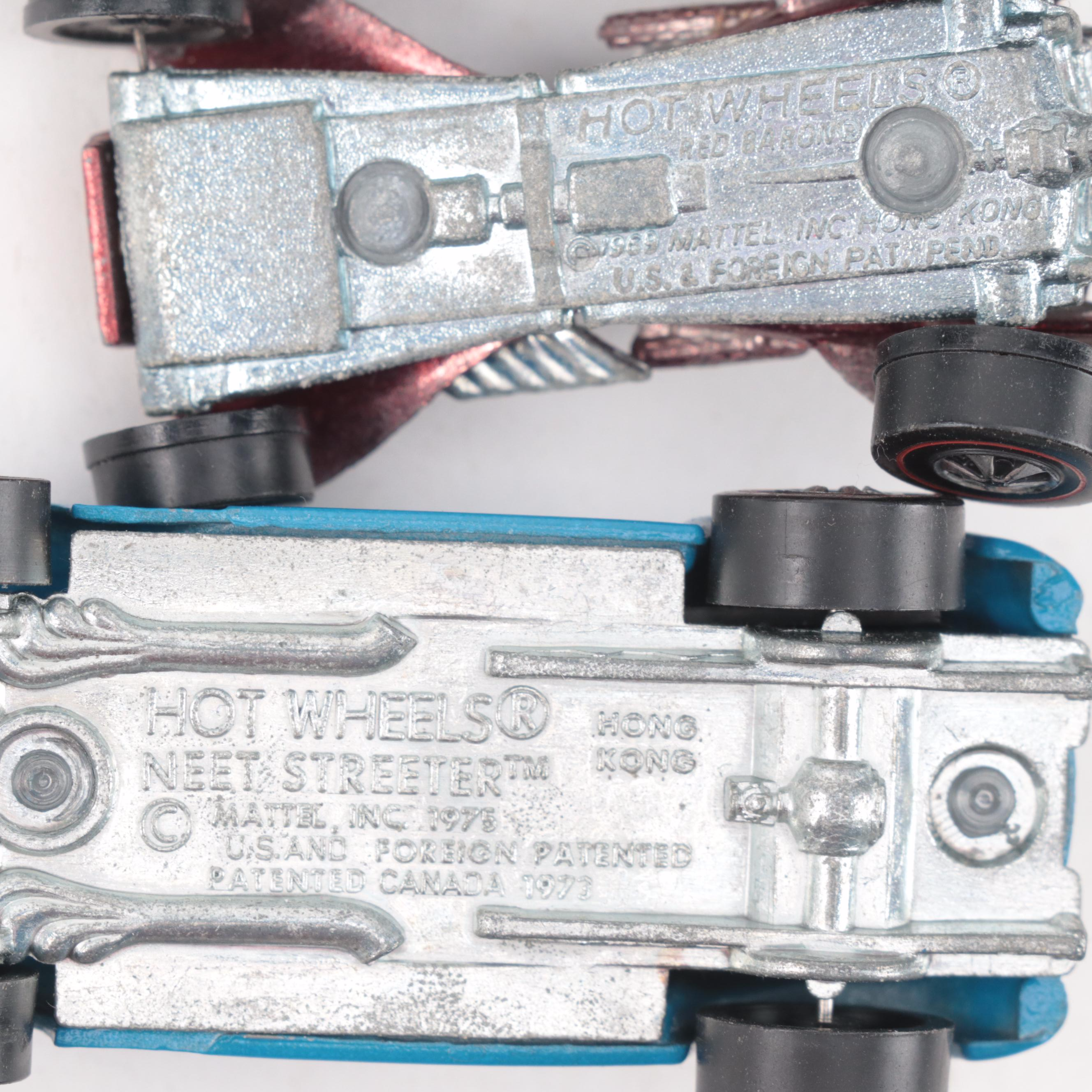 Hot Wheels Collection with Warman's Hot Wheels Field Guide