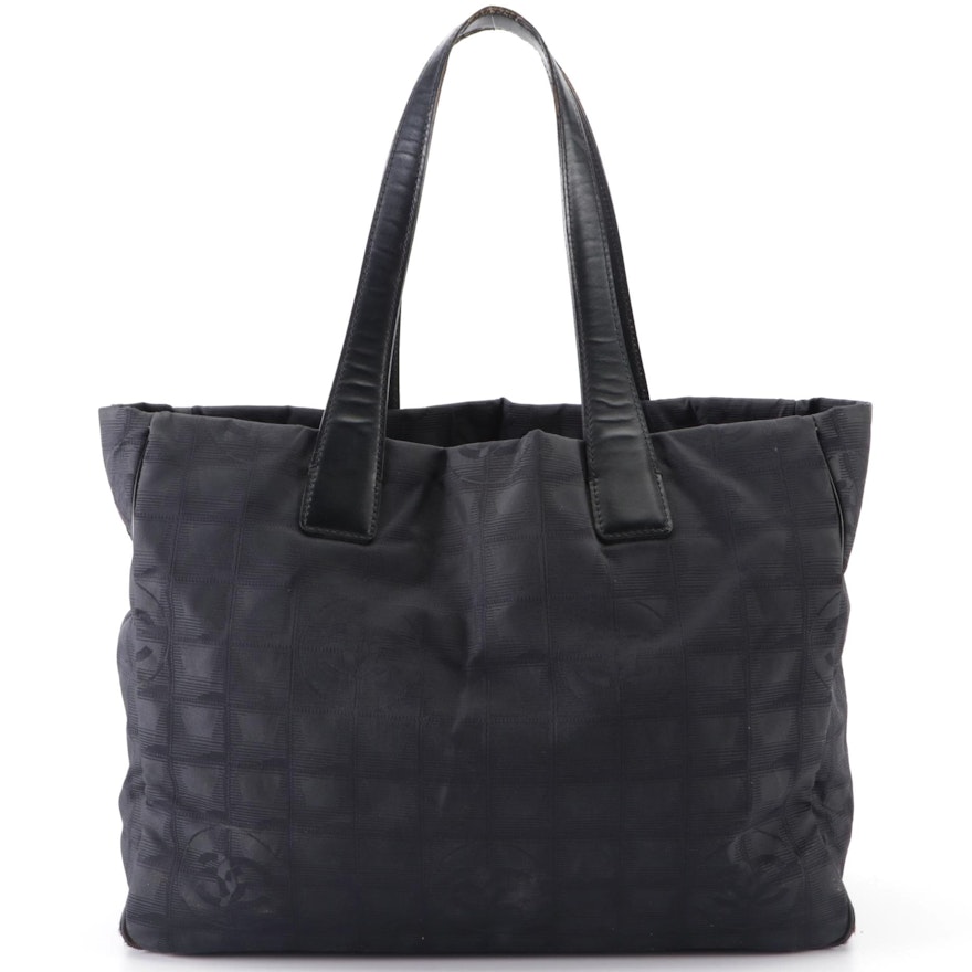Chanel Travel Line Tote Bag in Black Nylon Jacquard and Leather