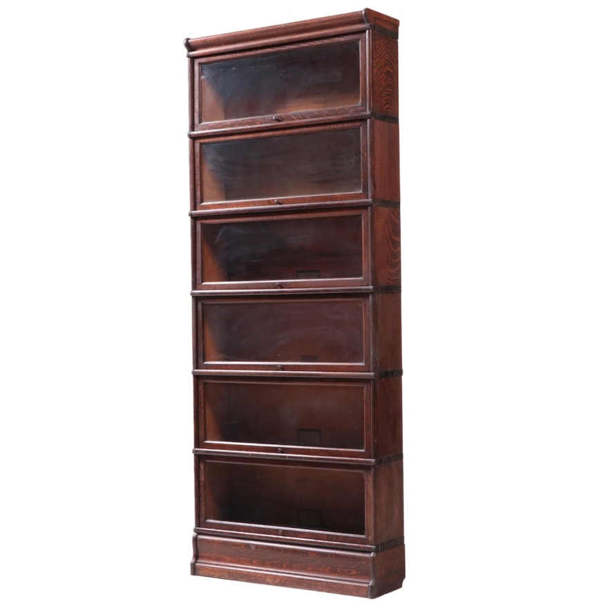 Globe-Wernicke Eight-Piece Oak Barrister Bookcase, Early 20th Century