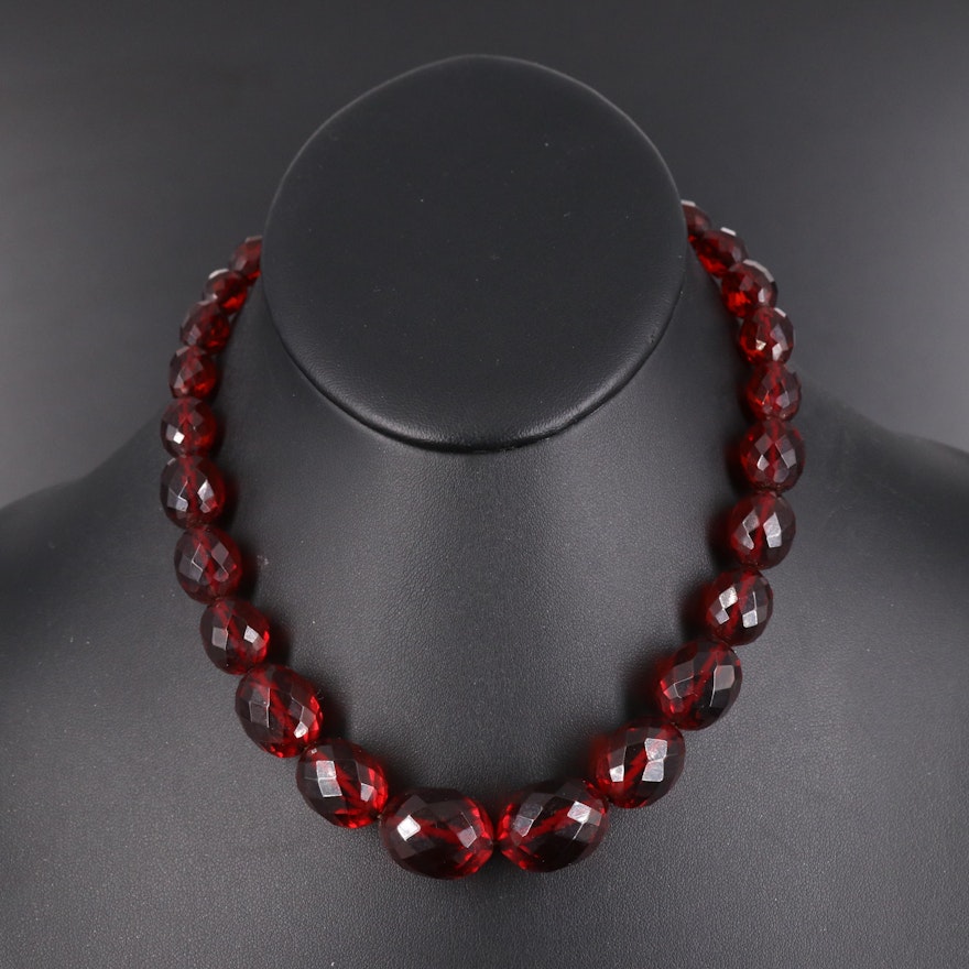 Vintage Cherry Bakelite Graduated Bead Necklace