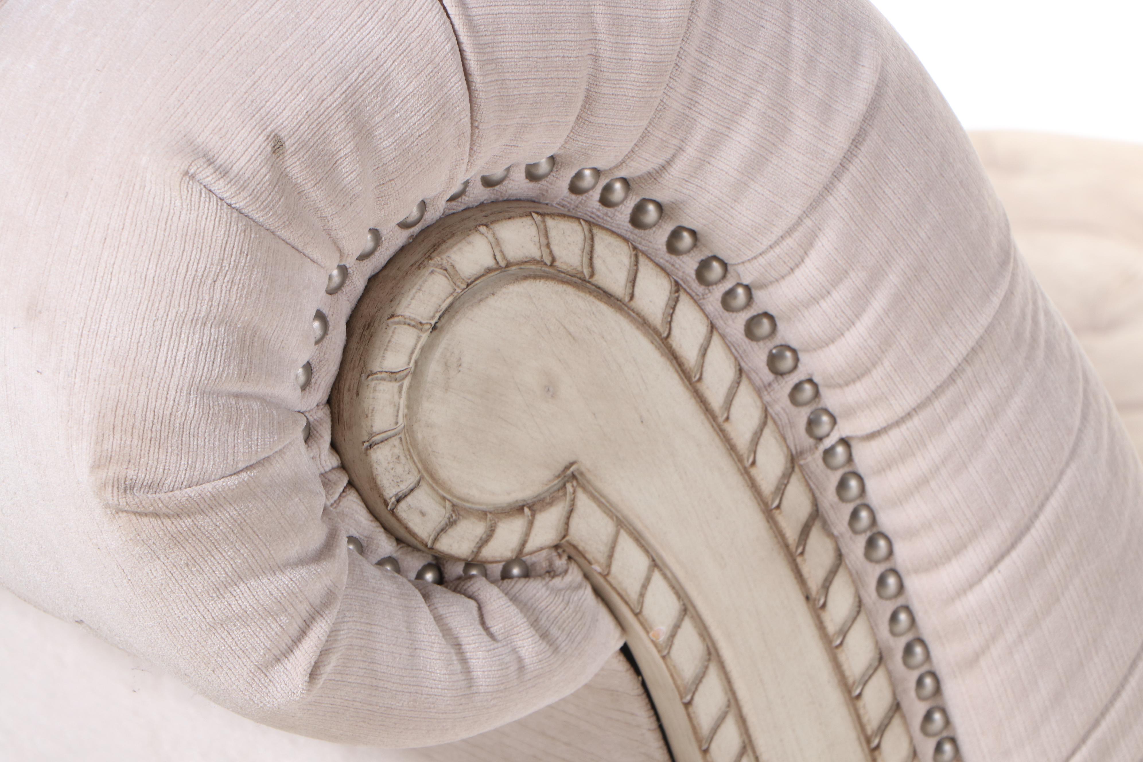 Over-Size Curvilinear Tufted Chaise Lounge