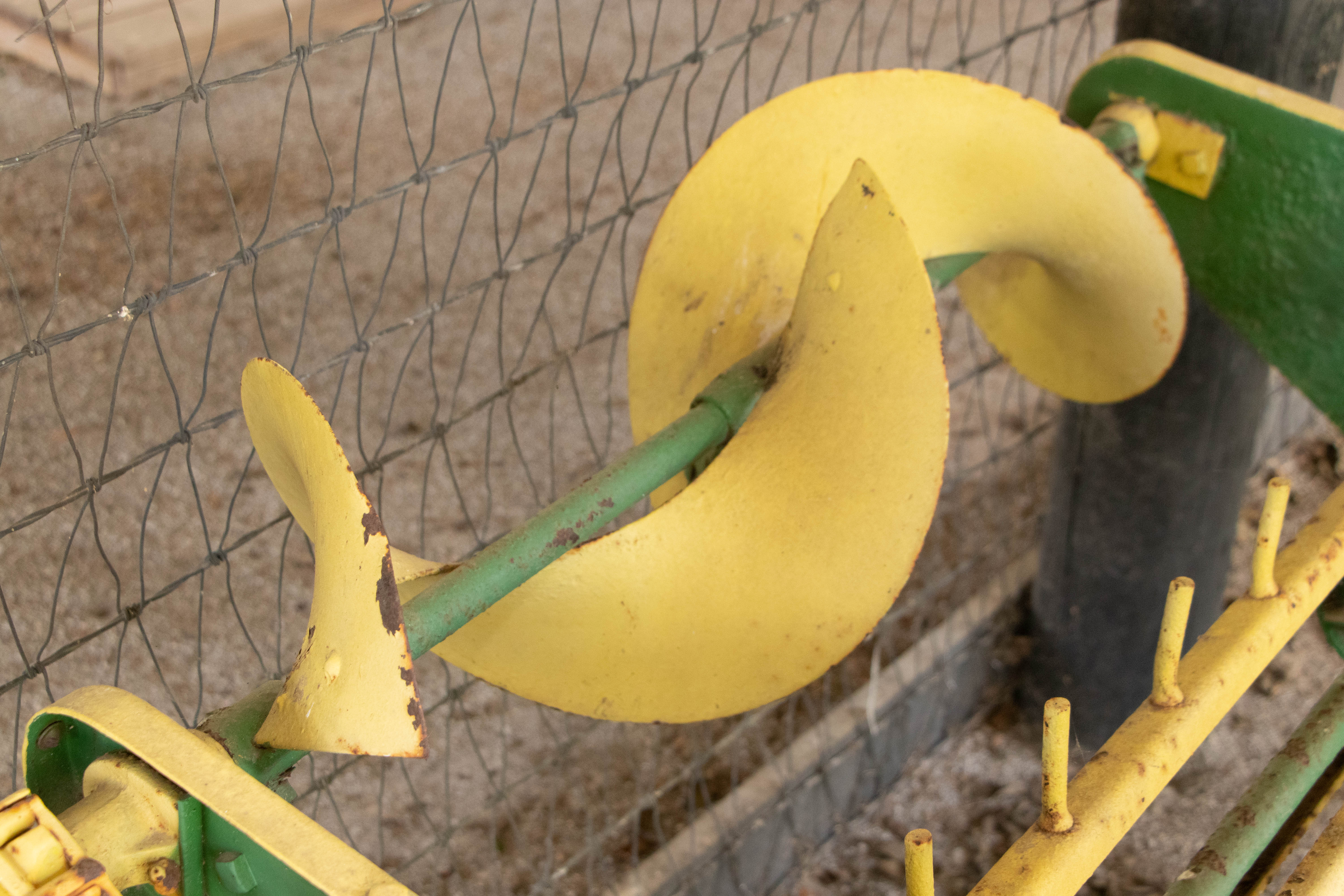 John Deere Willey Farm Manure Spreader