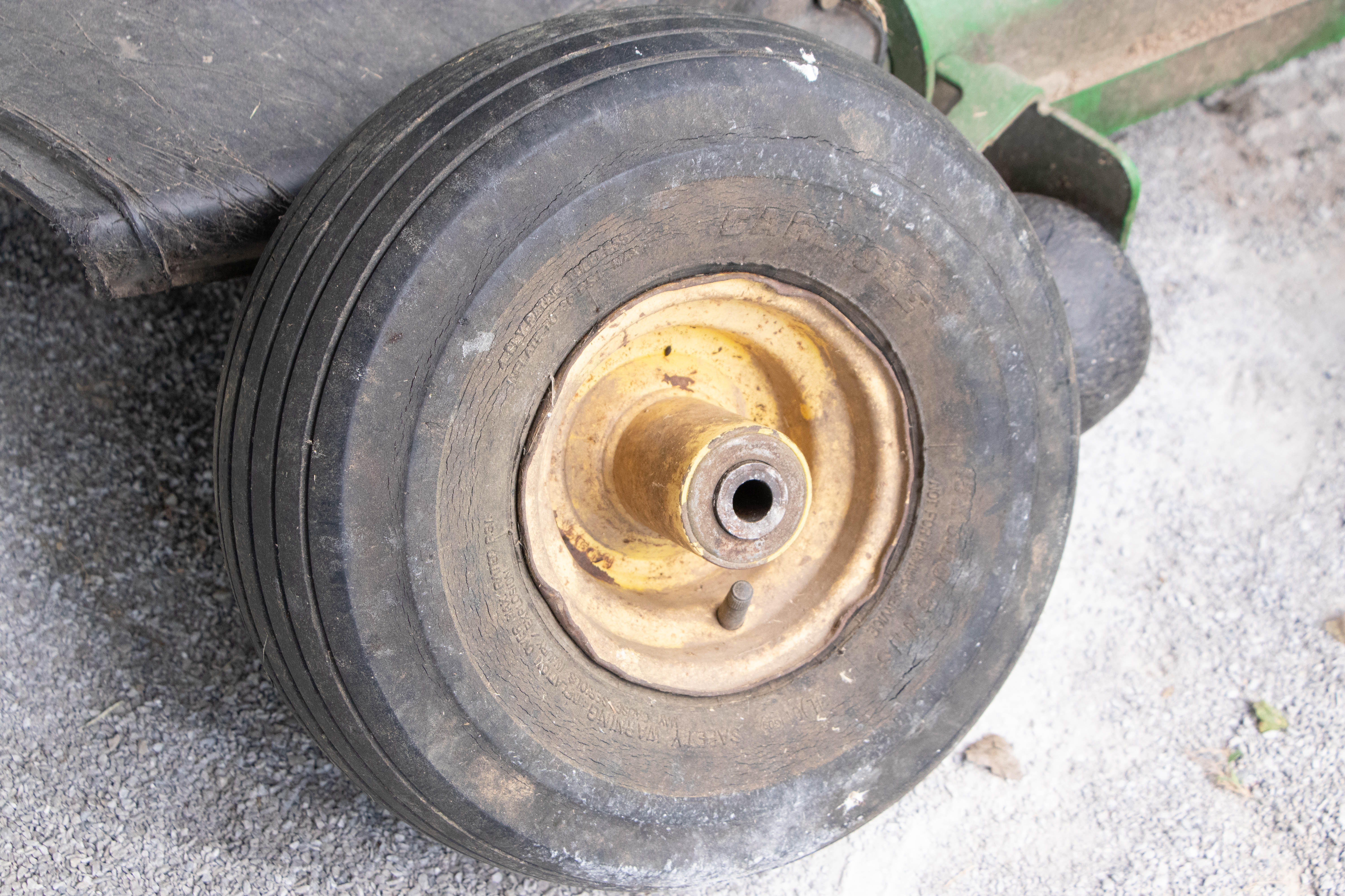 John Deere 997 Diesel Z Trak Zero Turn Mower