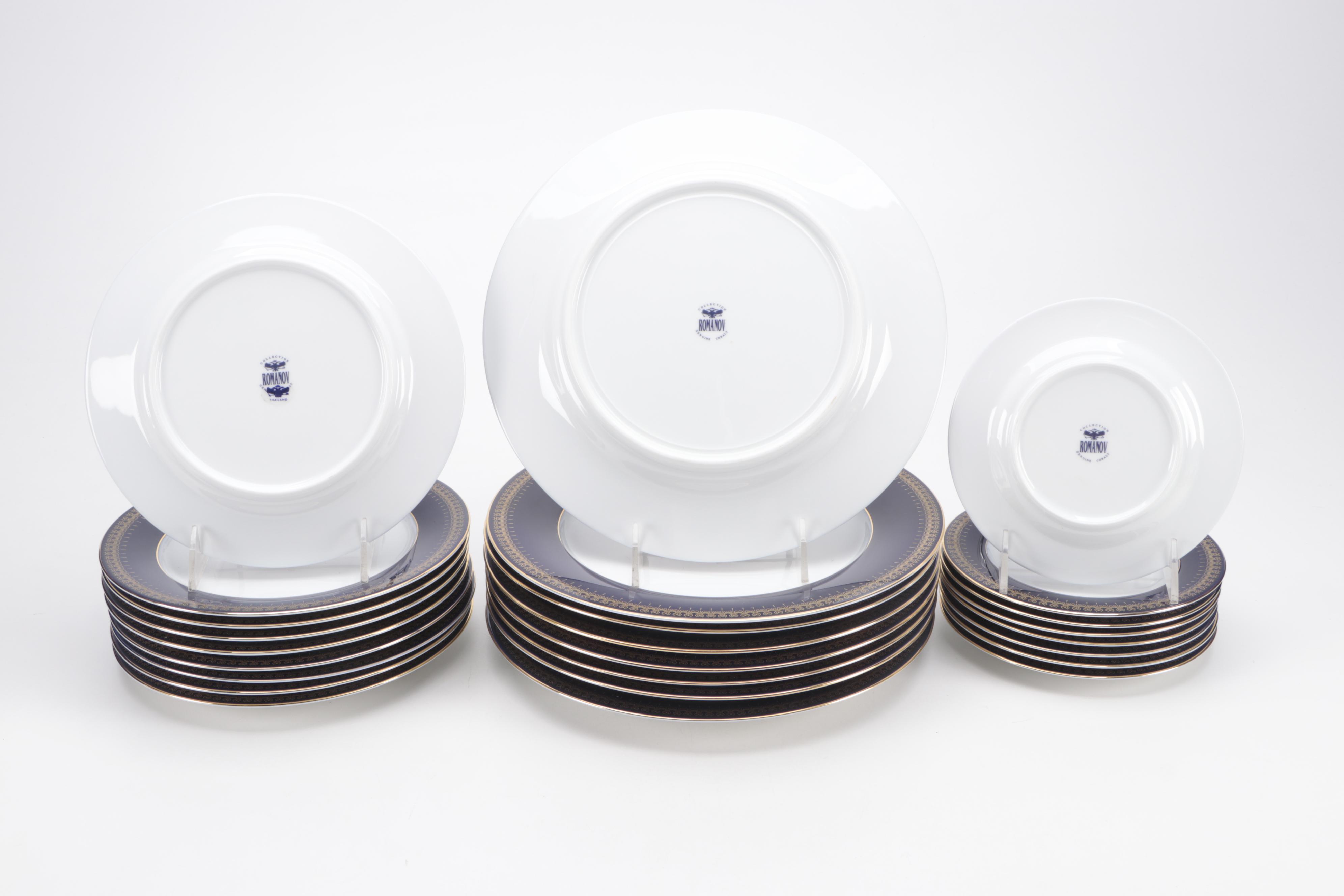 Christineholm "Romanov" Gilt and Cobalt Porcelain Dinnerware, 1990s