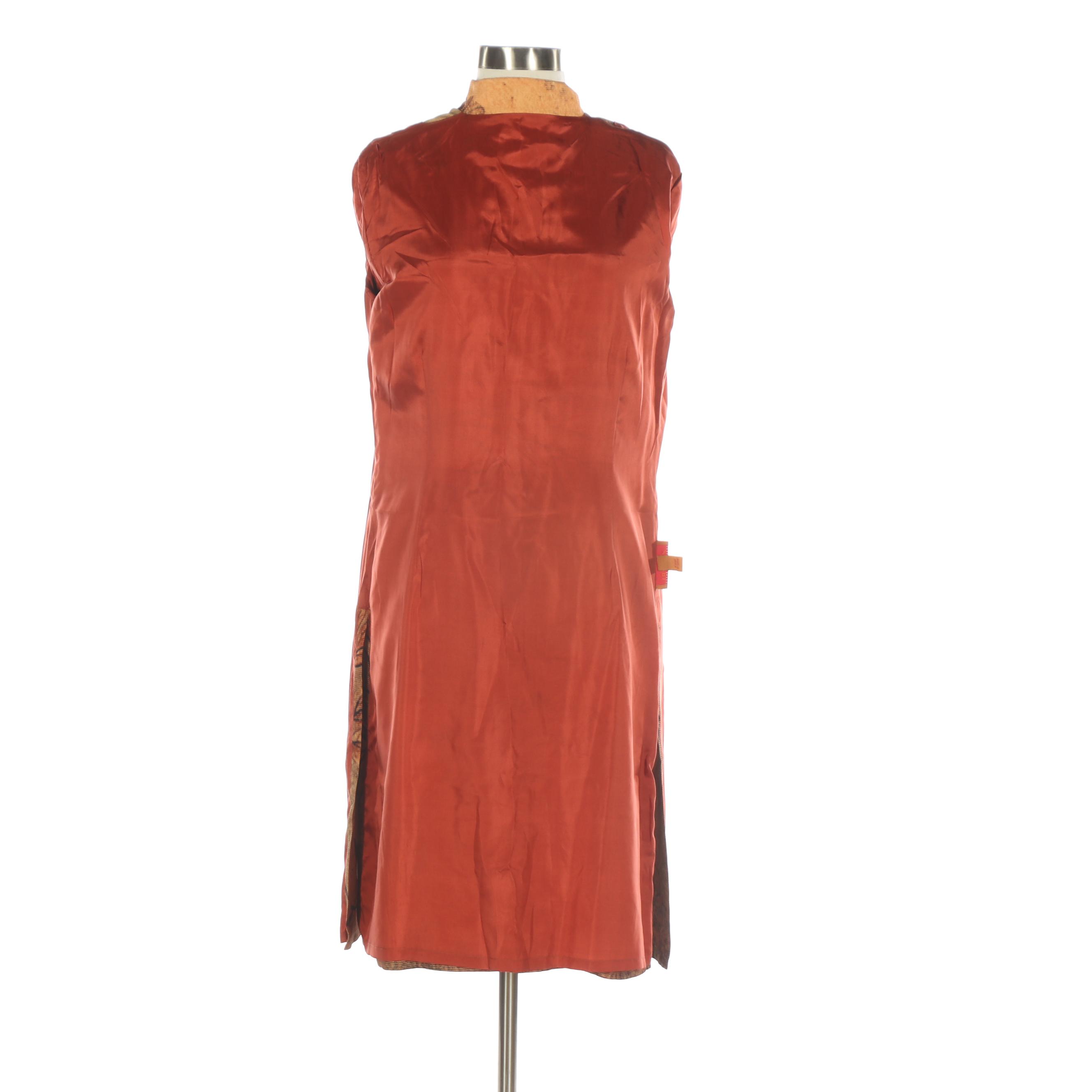 Harari Textured Silk Long Jacket with Mandarin Collar in Peony Print