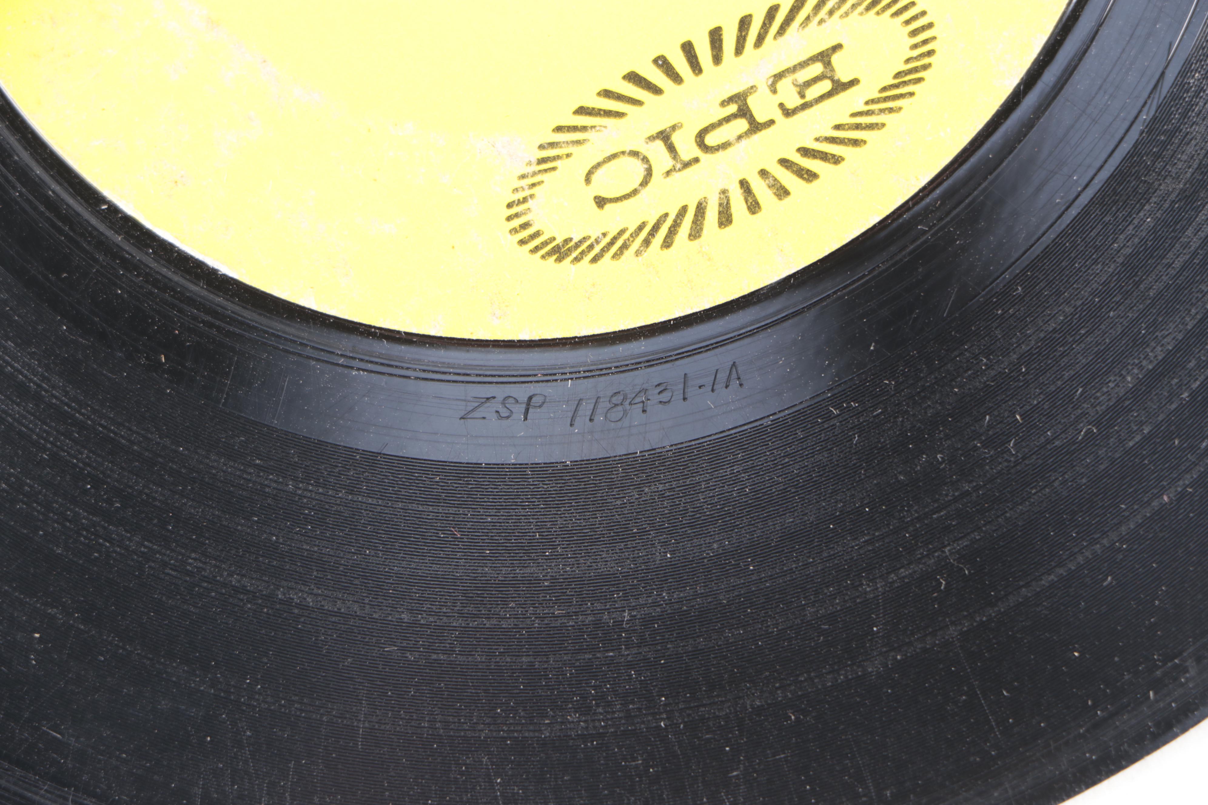 Johnny Cash, Dolly Parton, Tammy Wynette and More Country 45 RPM Records