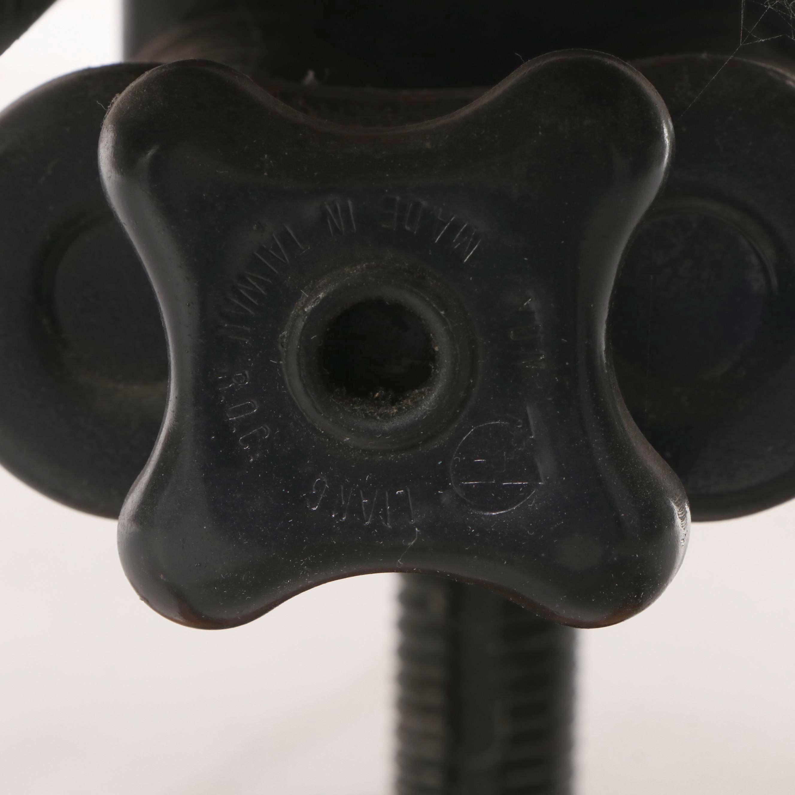 OakMaster Swivel Desk Chair with Caned Back