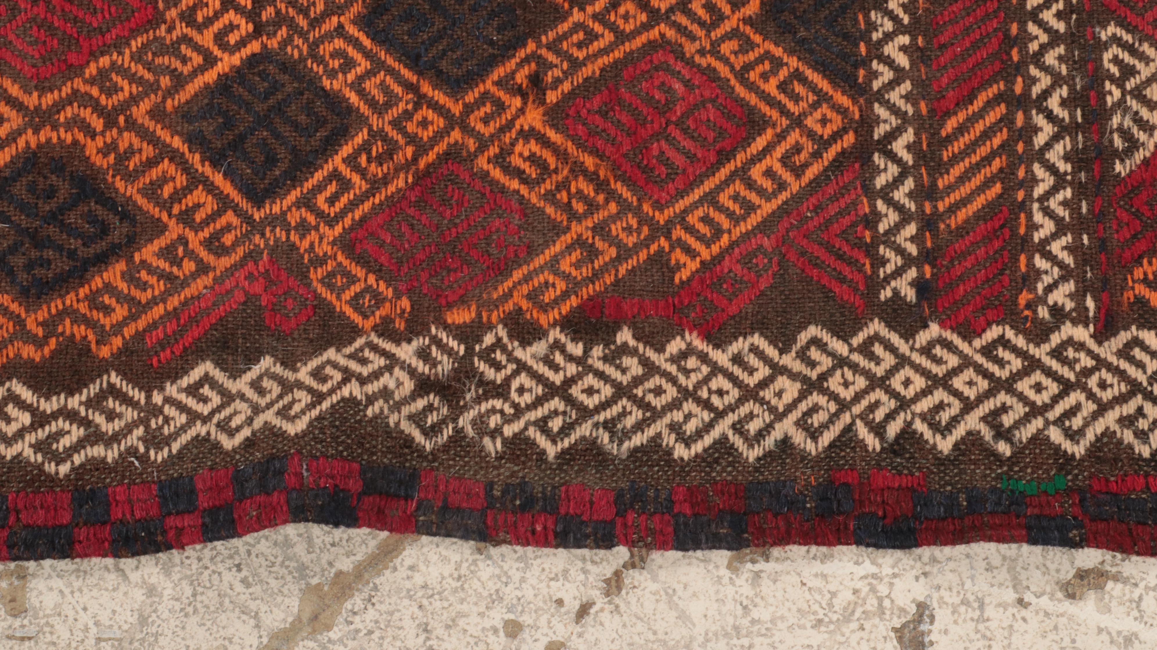 2'7 x 7'9 Handwoven Persian Carpet Runner