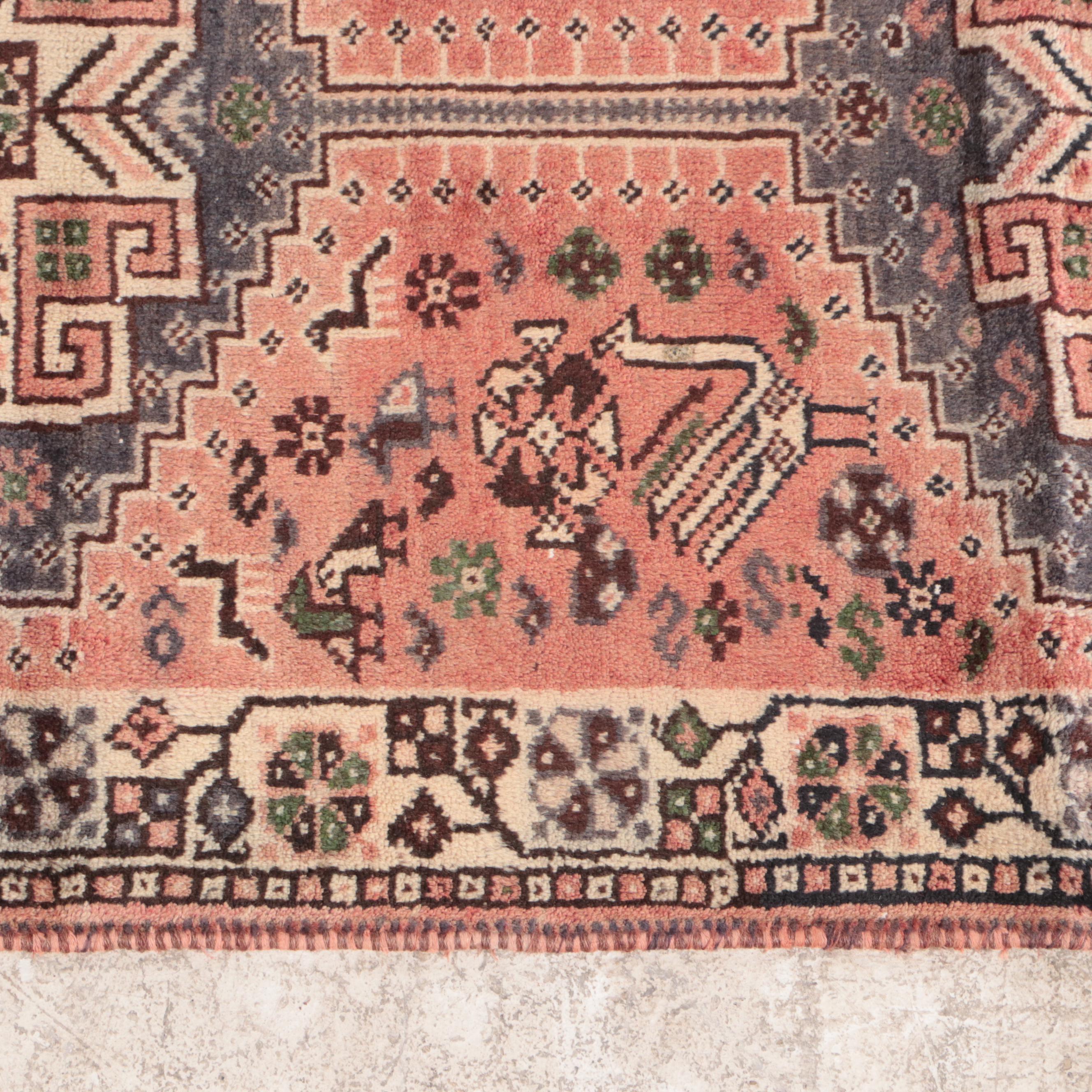 4'11 x 7'10 Hand-Knotted Persian Yalameh Area Rug