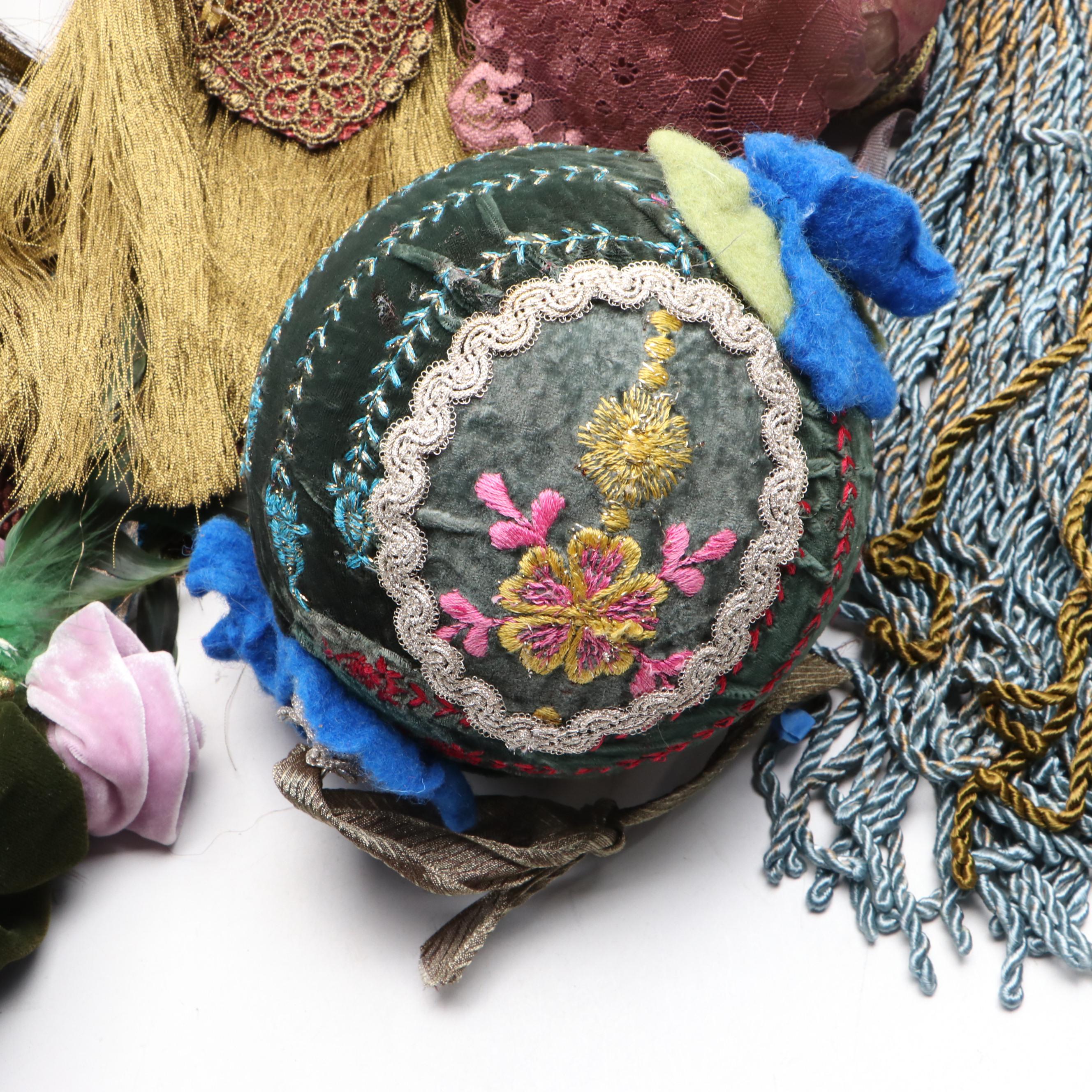 Georgettes & Chiffons Hand-Made Fabric Ornaments and Tassels