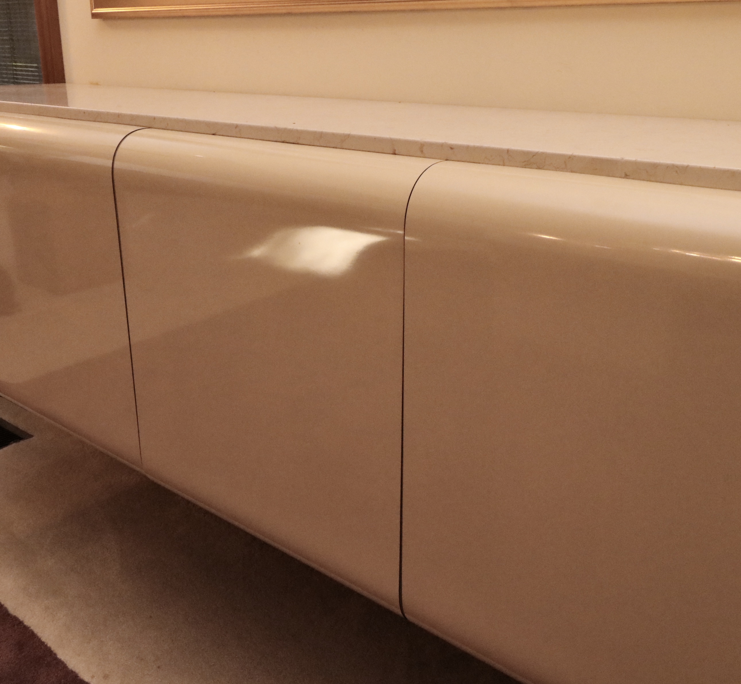 Dillingham Mfg. Beige Lacquered Credenza with Marble, 1980s