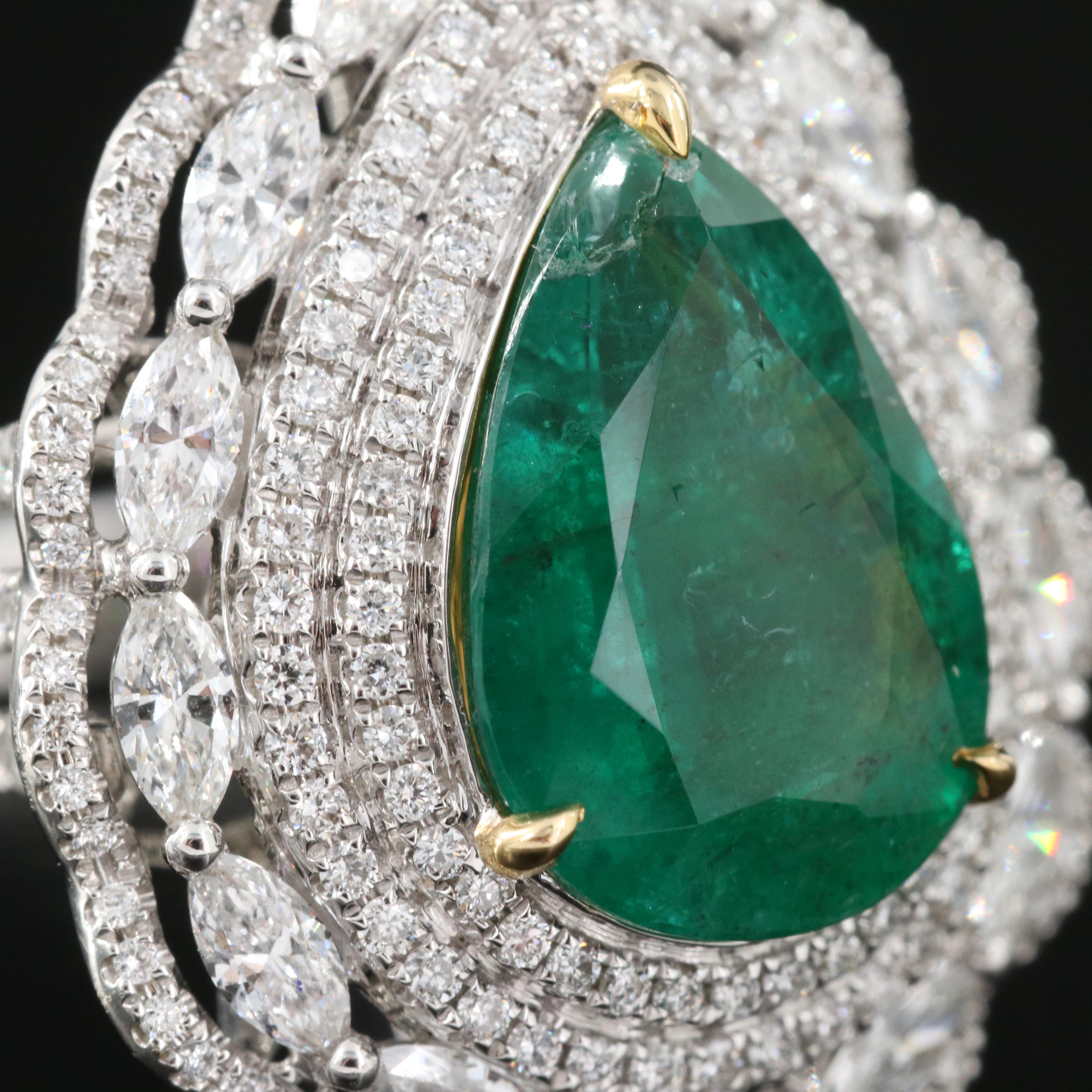 18K 4.53 CT Emerald Teardrop Ring with 1.74 Diamond Scalloped Halo