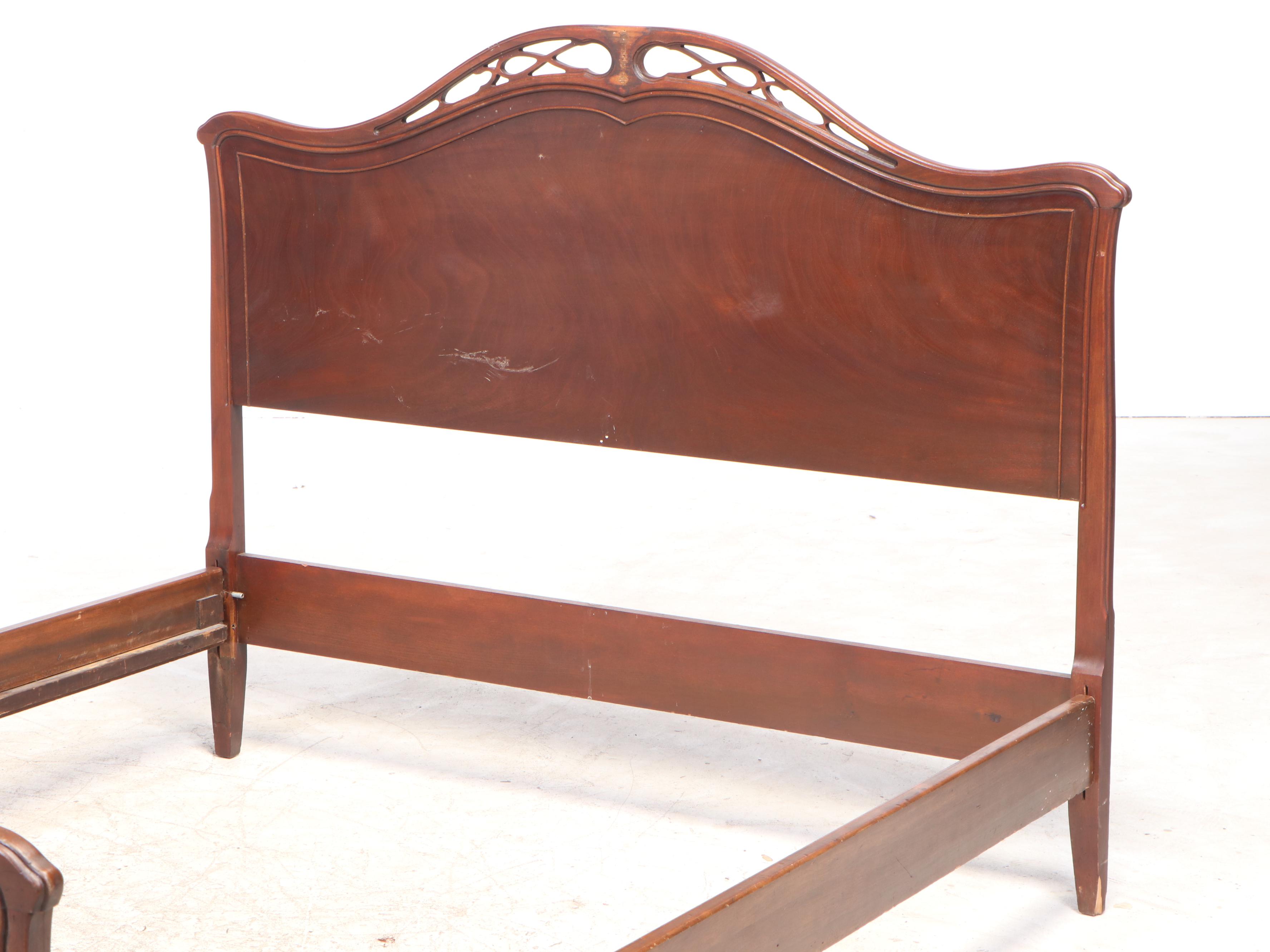 Thomasville Chair Company Chippendale Style Mahogany Full Size Bed Frame