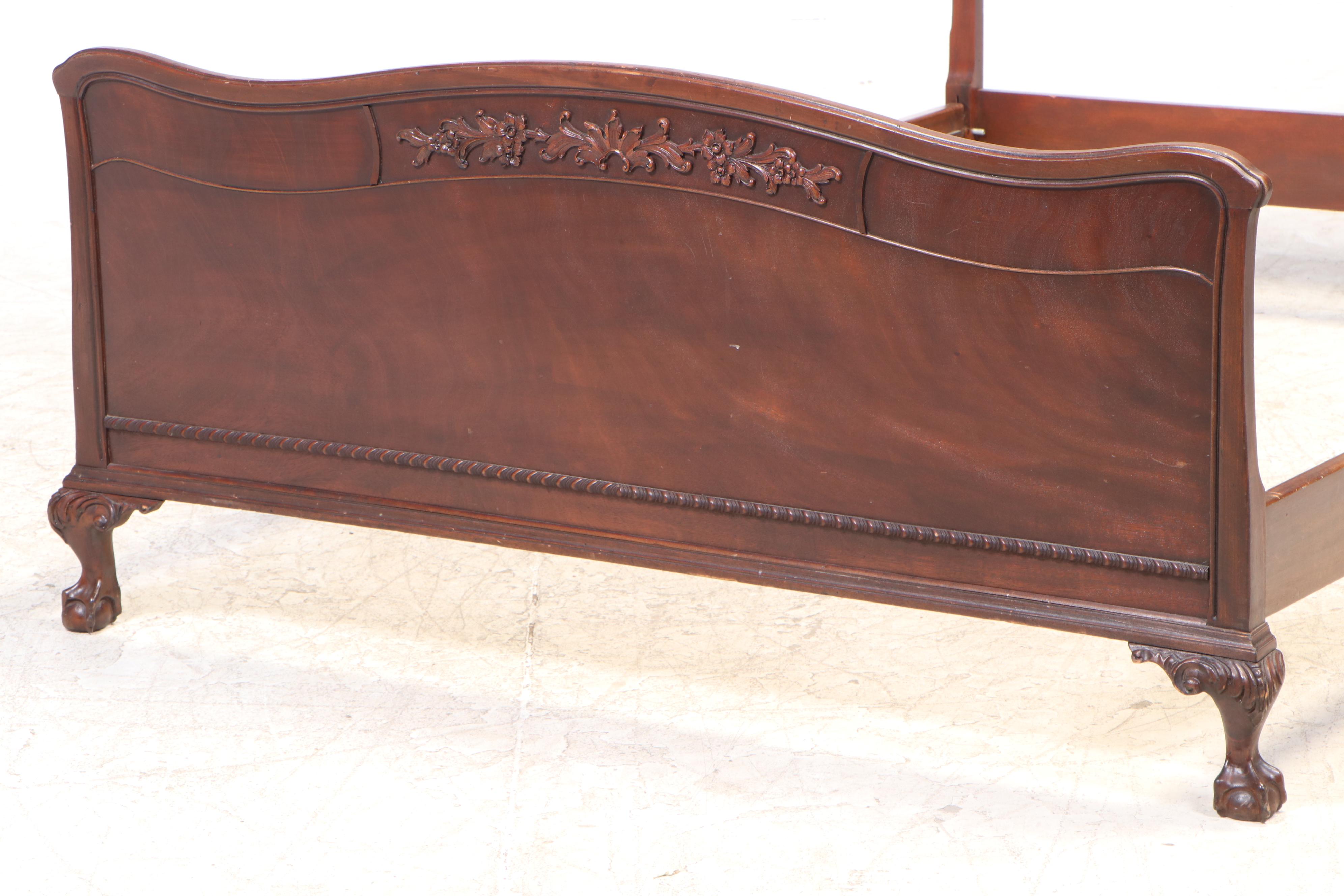 Thomasville Chair Company Chippendale Style Mahogany Full Size Bed Frame