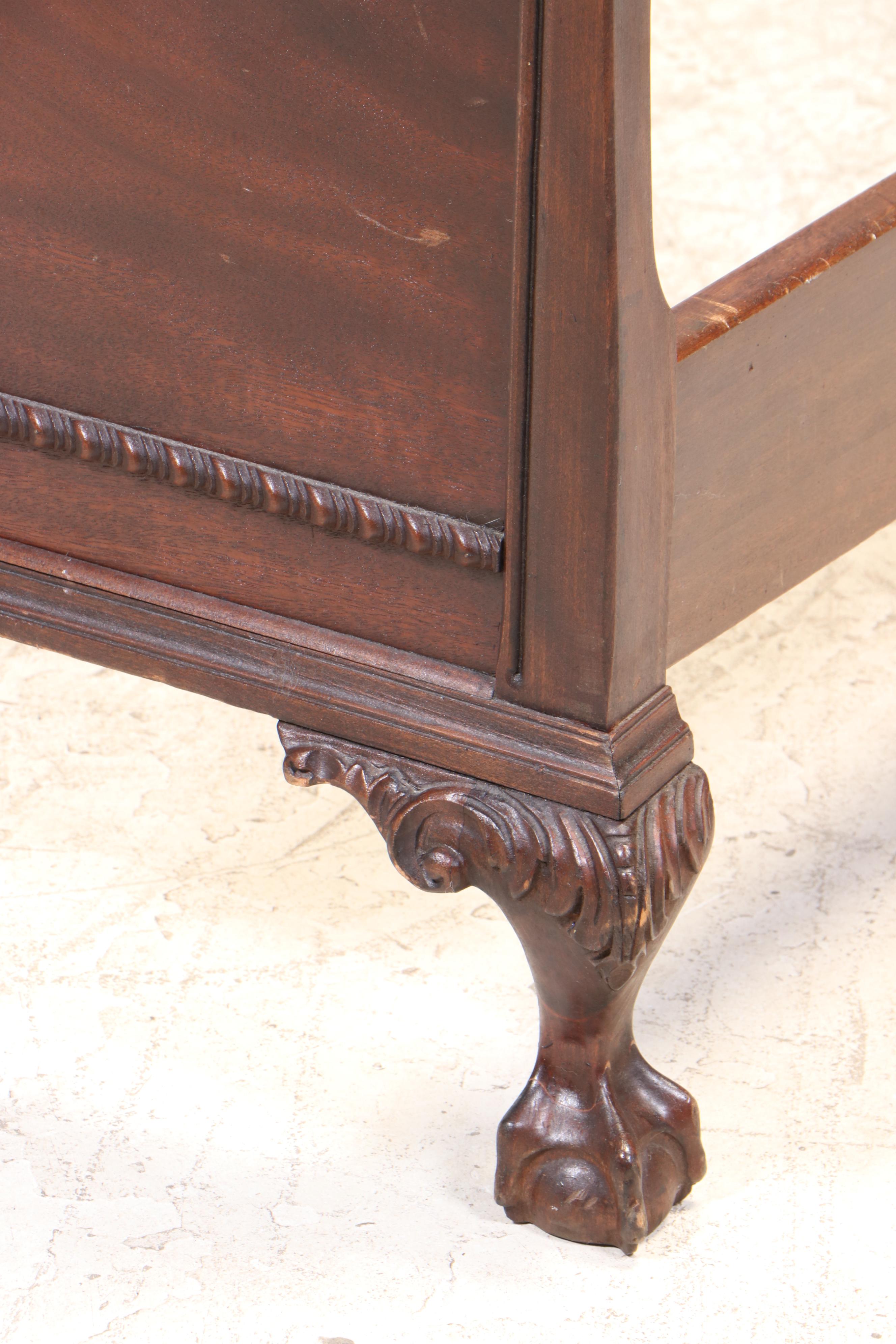 Thomasville Chair Company Chippendale Style Mahogany Full Size Bed Frame