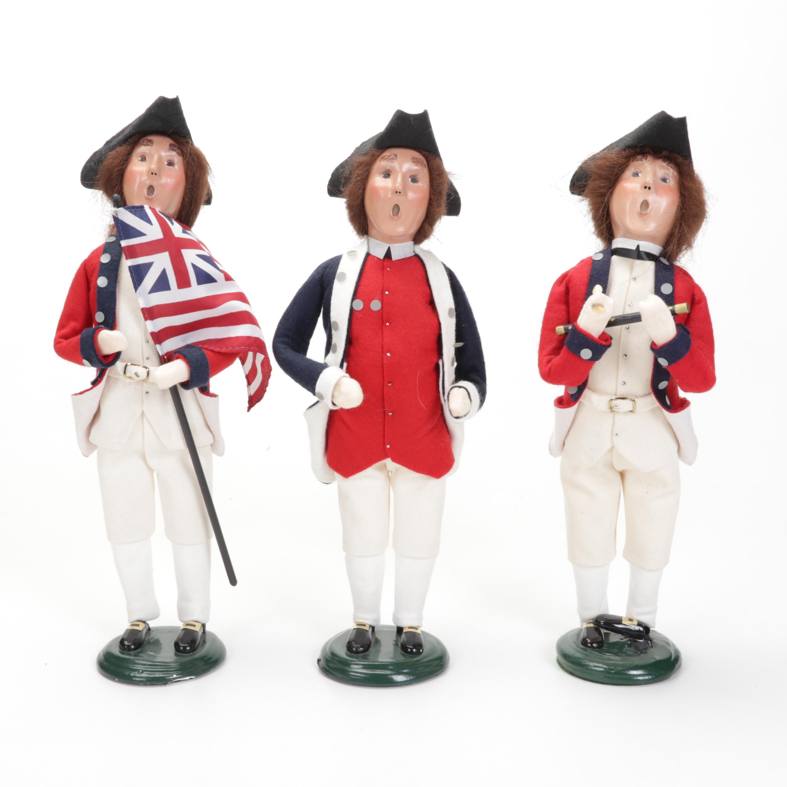 Byers' Choice Carolers Including "Williamsburg" Specialty Figurines